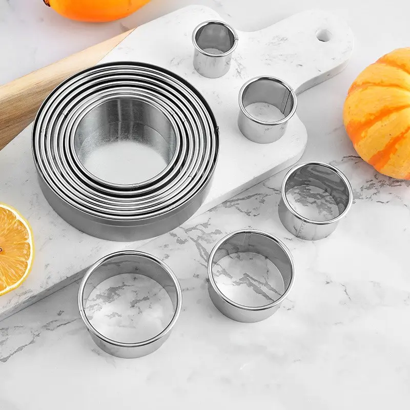 11-Piece Stainless Steel Cookie Cutter Set with Storage Box, Baking Mold for Cakes, Donuts, Crafts, Dishwasher Safe, Gift Packaging Included