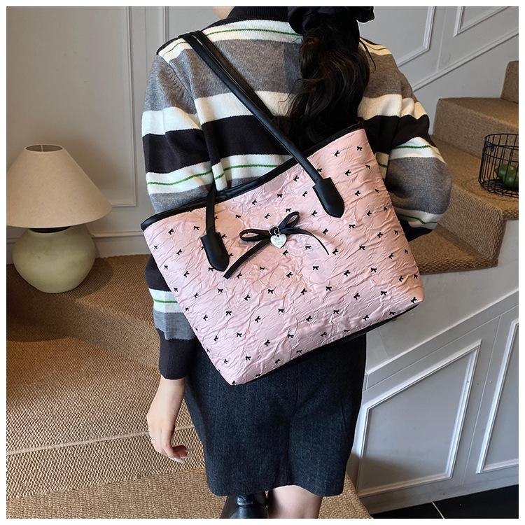 Casual Large Capacity Heart Shaped Butterfly Knot Single Shoulder Bag Trendy Commuter Tote Bag Urban Minimalist Style 2025 Au...