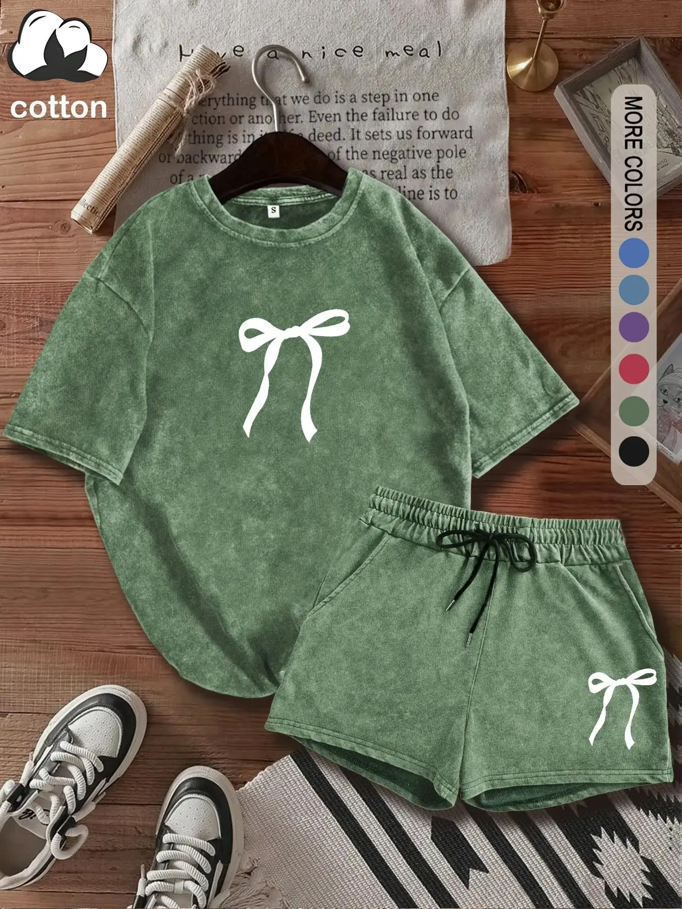 Two-Piece Set Women's Bow Print Short Sleeve Tee & Shorts, Casual Round Neck T-Shirt & Shorts, Ladies Clothes for Daily Wear, Suits