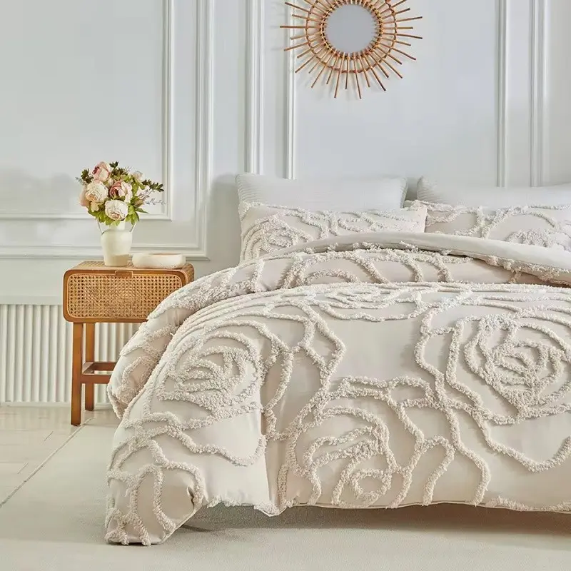 3 Pieces 3D Rose Tufted Duvet Cover Set ,Skin-friendly Quilt Cover+Pillowcase,Polyester Fabric, Modern Elegant Luxury Design, Soft Breathable  Home Bedding Set, Modern Elegance