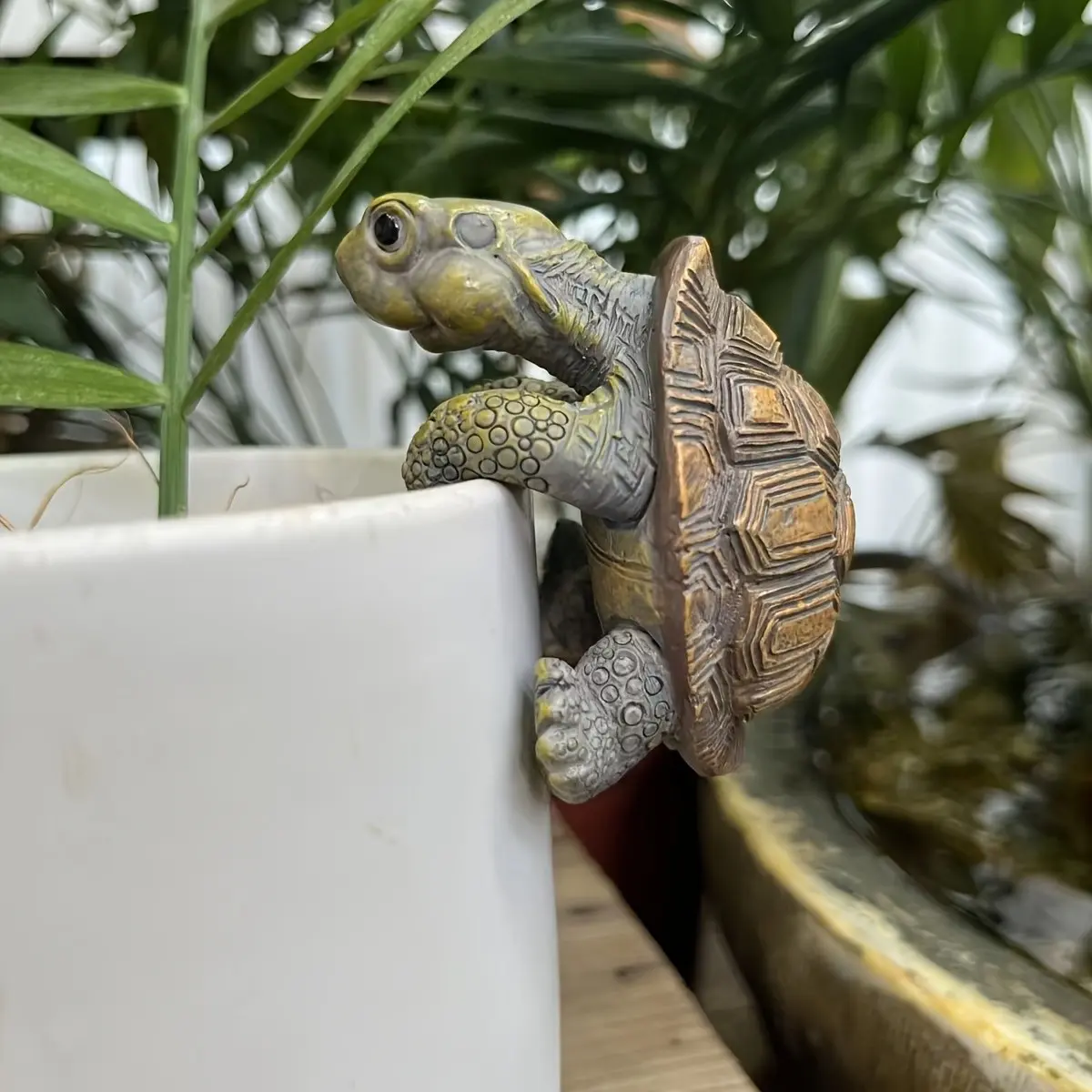 Realistic Resin Turtle Statue, Vintage Style Hanging Planter Ornament, Plant Decorative Sculpture, Christmas Gift Idea