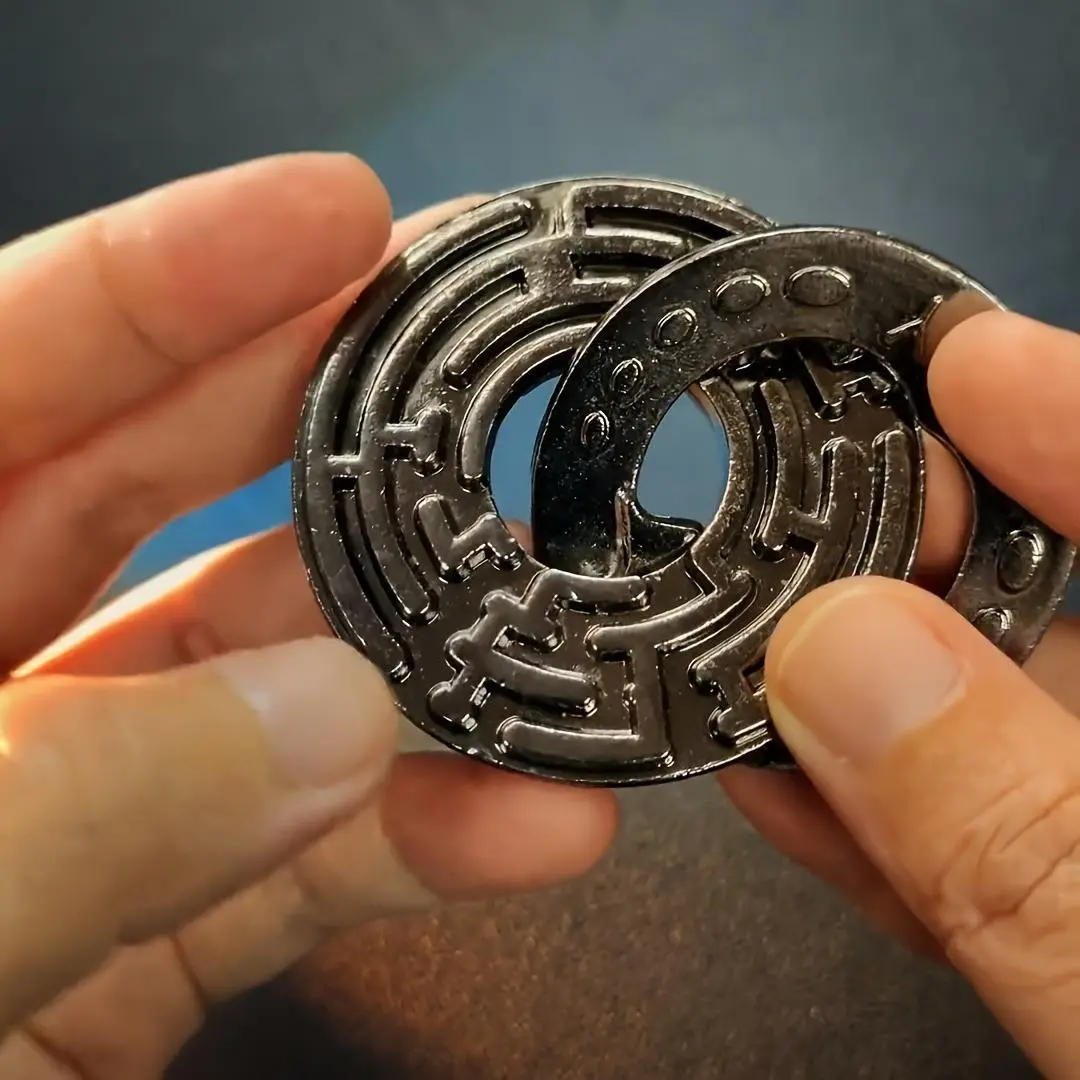 Metal Maze Lock Puzzle Gift, Ideal Brain Challenge for Adults, Perfect Halloween, Christmas Party Favor, Unique Party Supplies, Metal Puzzles