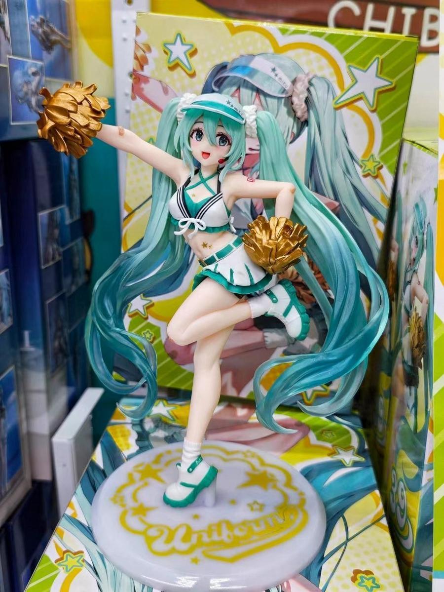 18cm Fashion Hatsune Miku Anime Figure Cheerleader Hatsune Miku Action Figures Kawaii Girl Figurine PVC Collection Model Toys