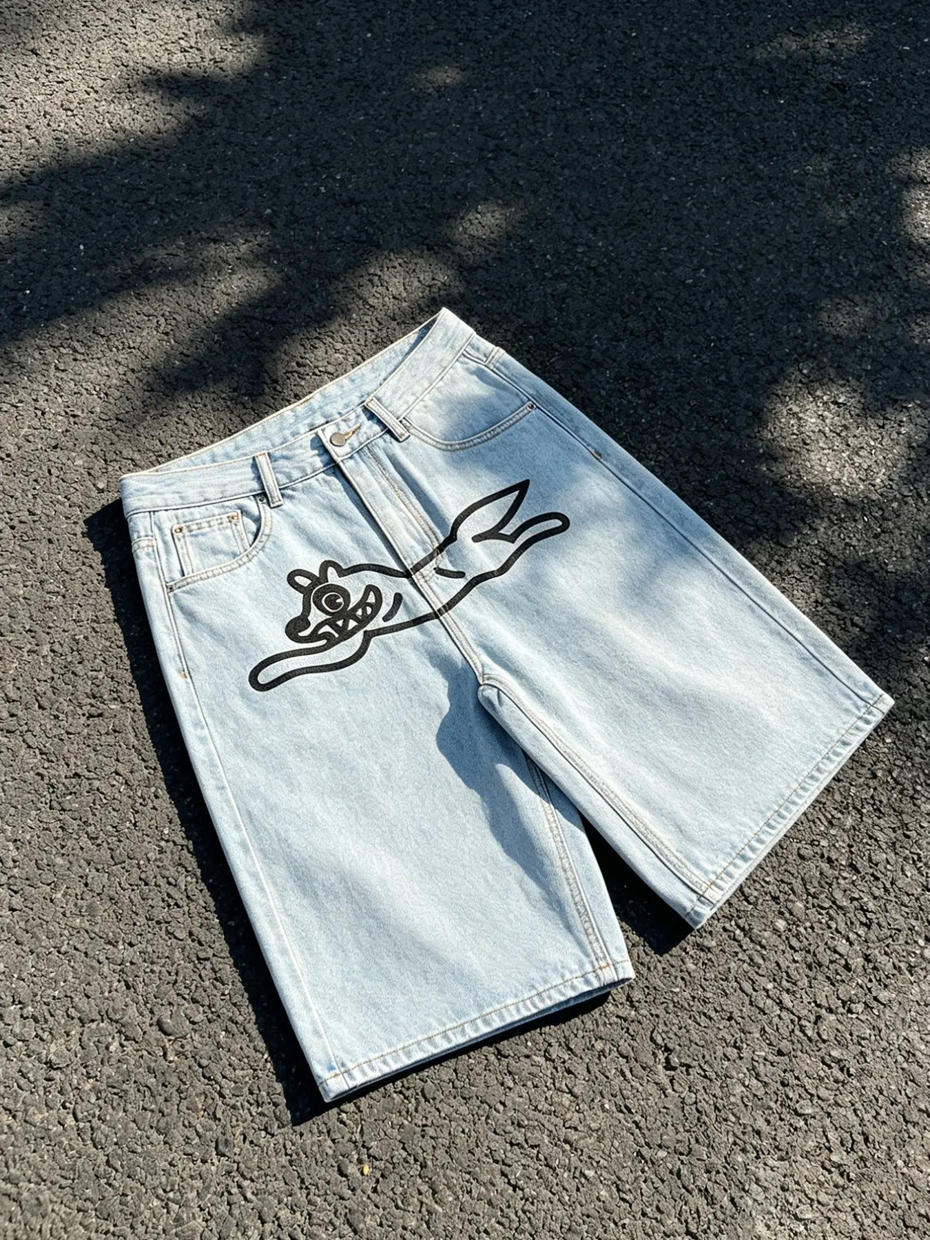 Y2K Trend Denim Shorts, Fashionable Summer Shorts, Flying Dog Print Casual Baggy Loose-Fit Jeans with Pockets, Comfortable Fashion for Men, Perfect for Summer Wear