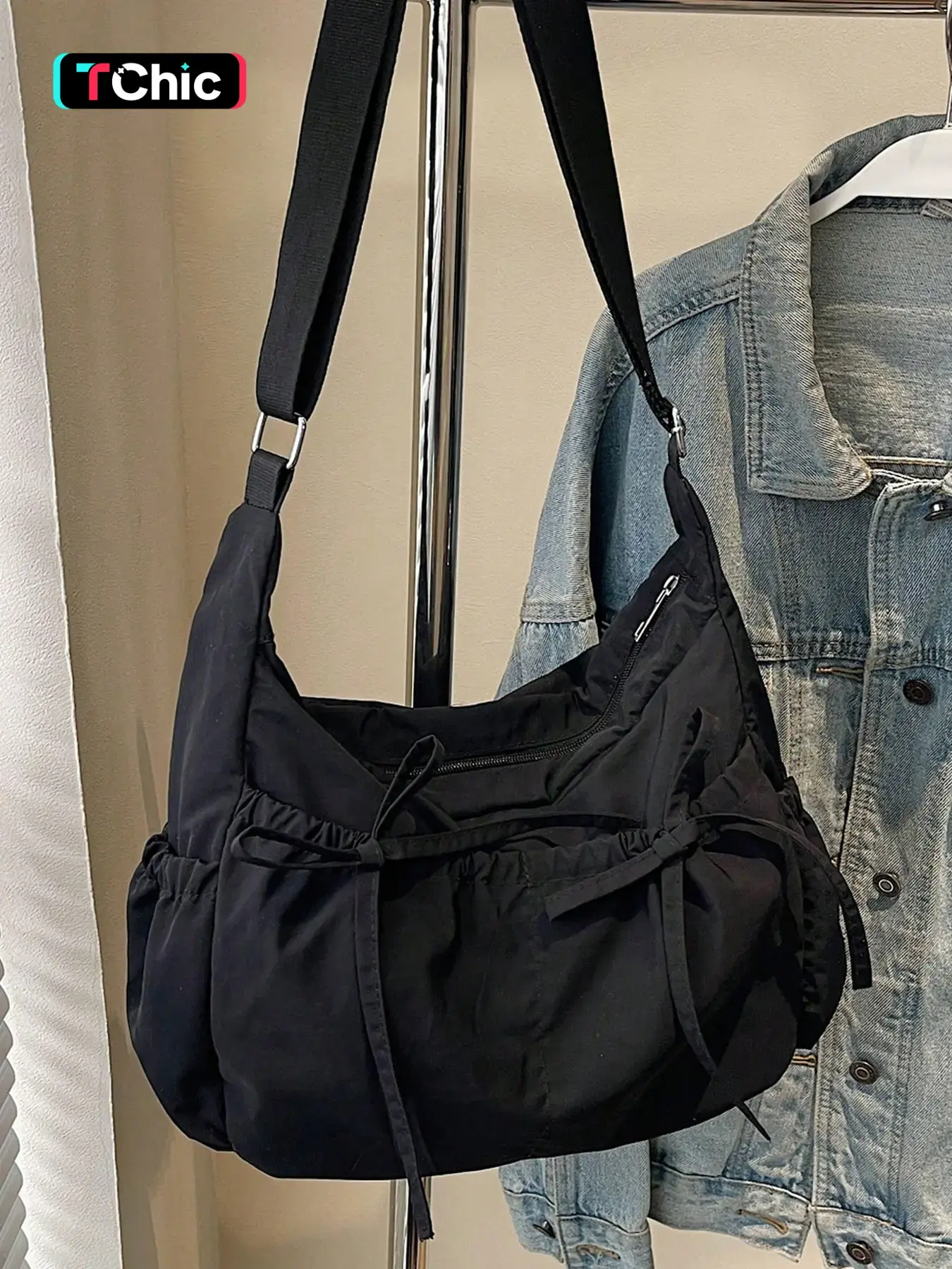 Fashionable solid color pleated lazy style tote bag, adjustable shoulder strap, multi pocket design, casual and simple style versatile, large capacity texture single shoulder, can accommodate mobile phones and tissues, Crossbody Shoulder Purse