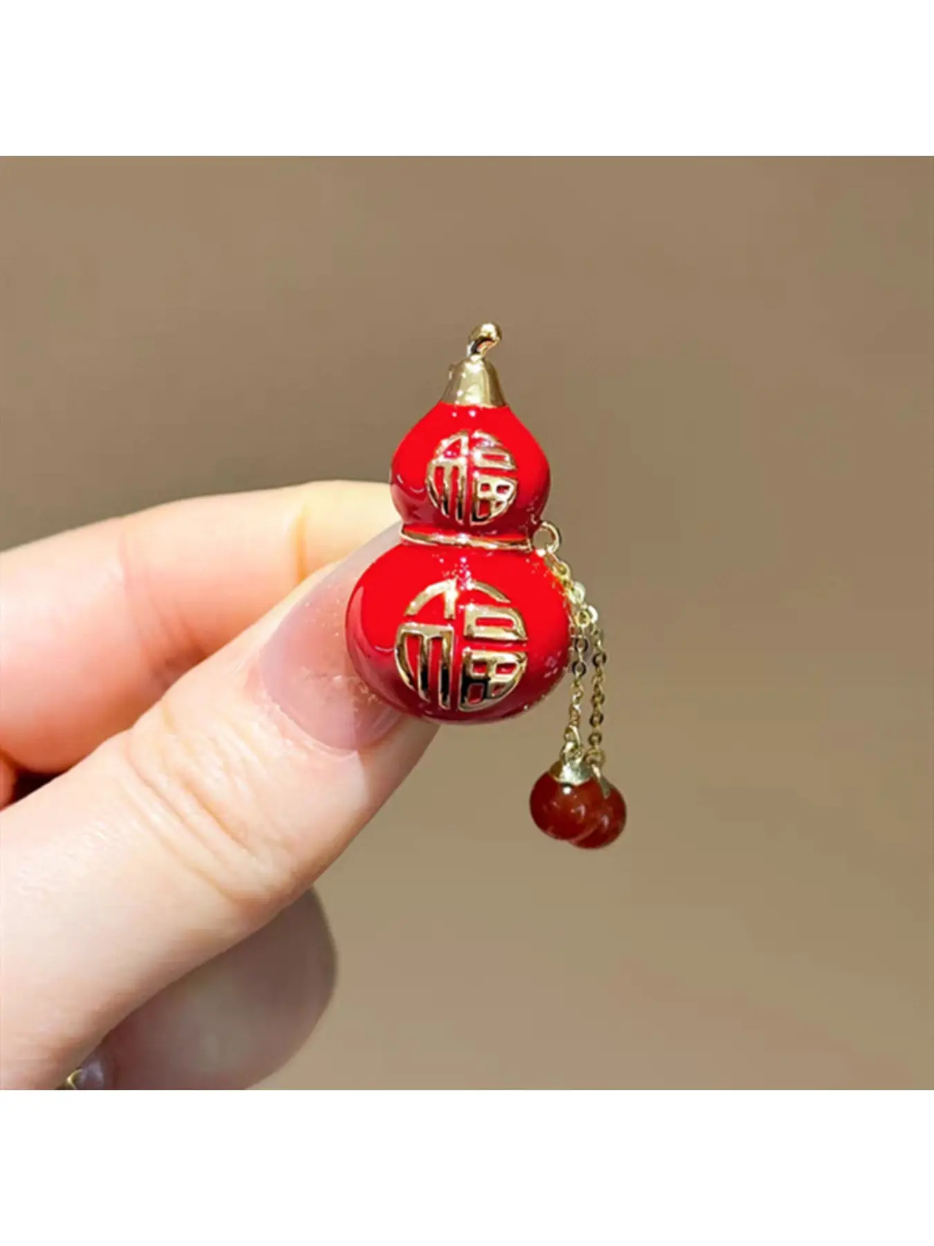 1pc, Red Gourd Enamel Brooch with Gold “Fu” Characters & Dangling Beads, “Fortune & Prosperity” Symbol, New Chinese Style Pin for Women’s Coat or Qipao, Festive Daily & Gift Accessory