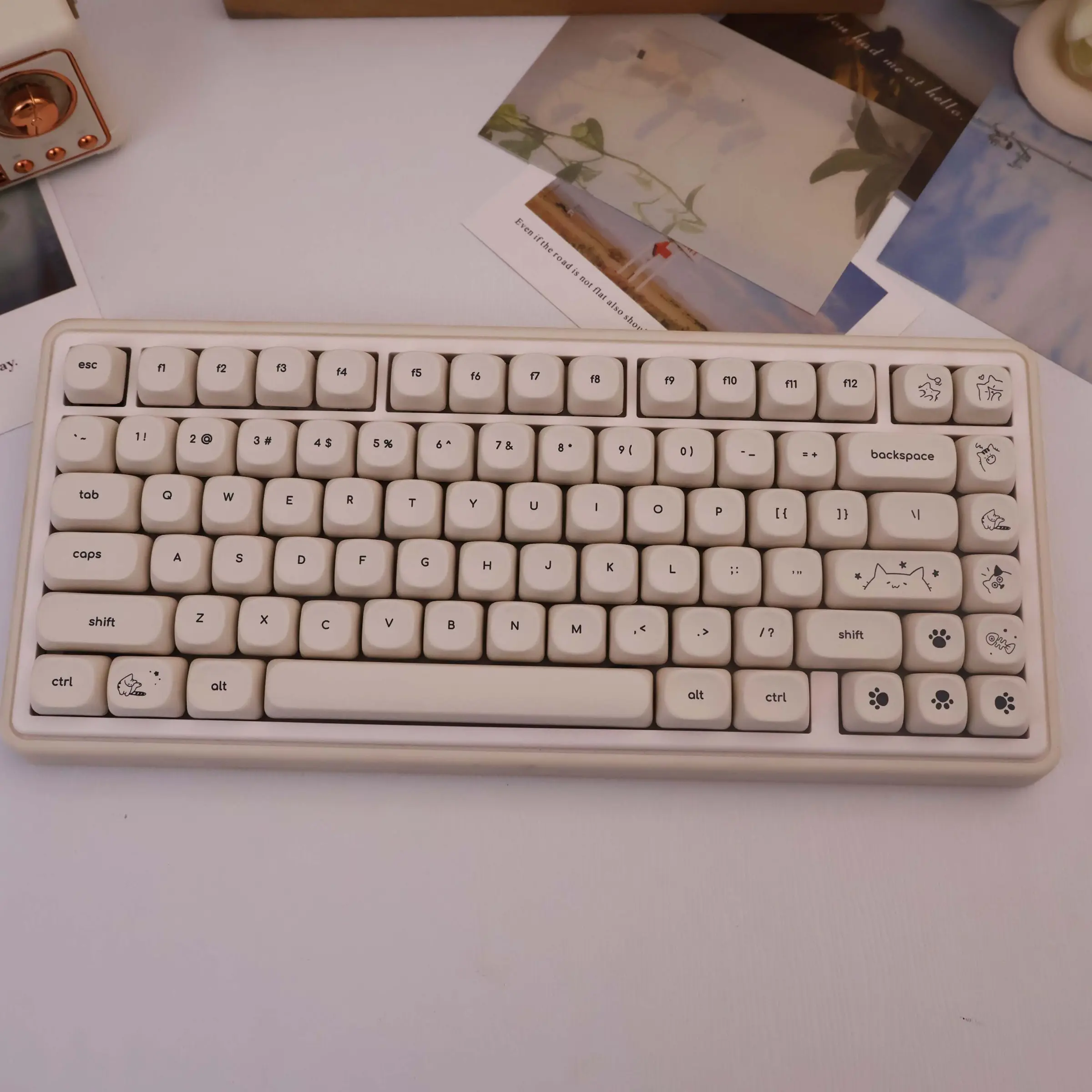 127-Key Minimalist Cat Theme Pbt Keycaps, Dye Sublimation Process, Moa Profile, Compatible with Mx Axes, for 61/64/68/87/96/104/108 Keyboards