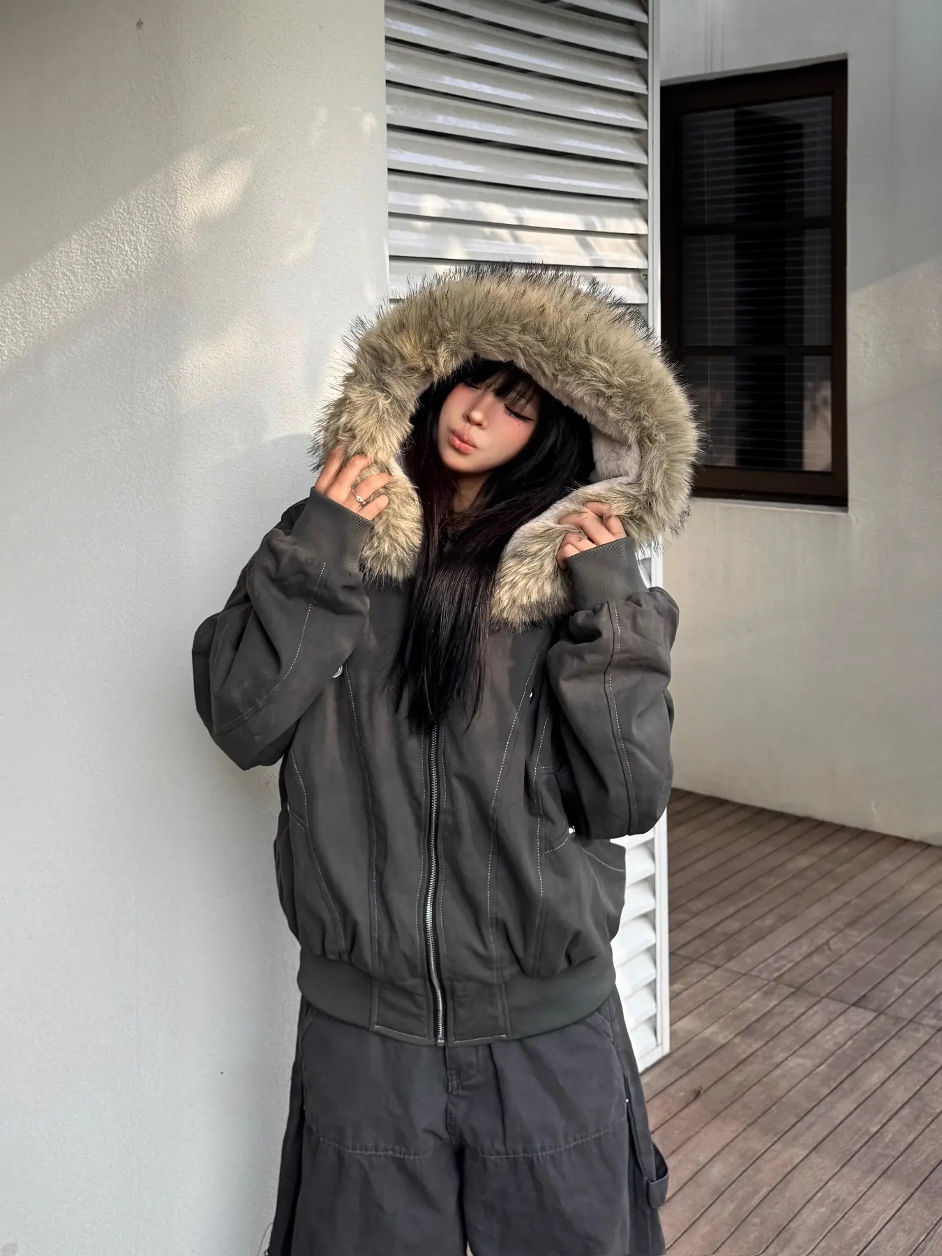 2026 Fall Winter New American Retro Deconstructed Casual Long Sleeve Hooded Rabbit Fur Coat for Women, Loose Large Fur Collar Thick Warm Unique Design Workwear Jacket