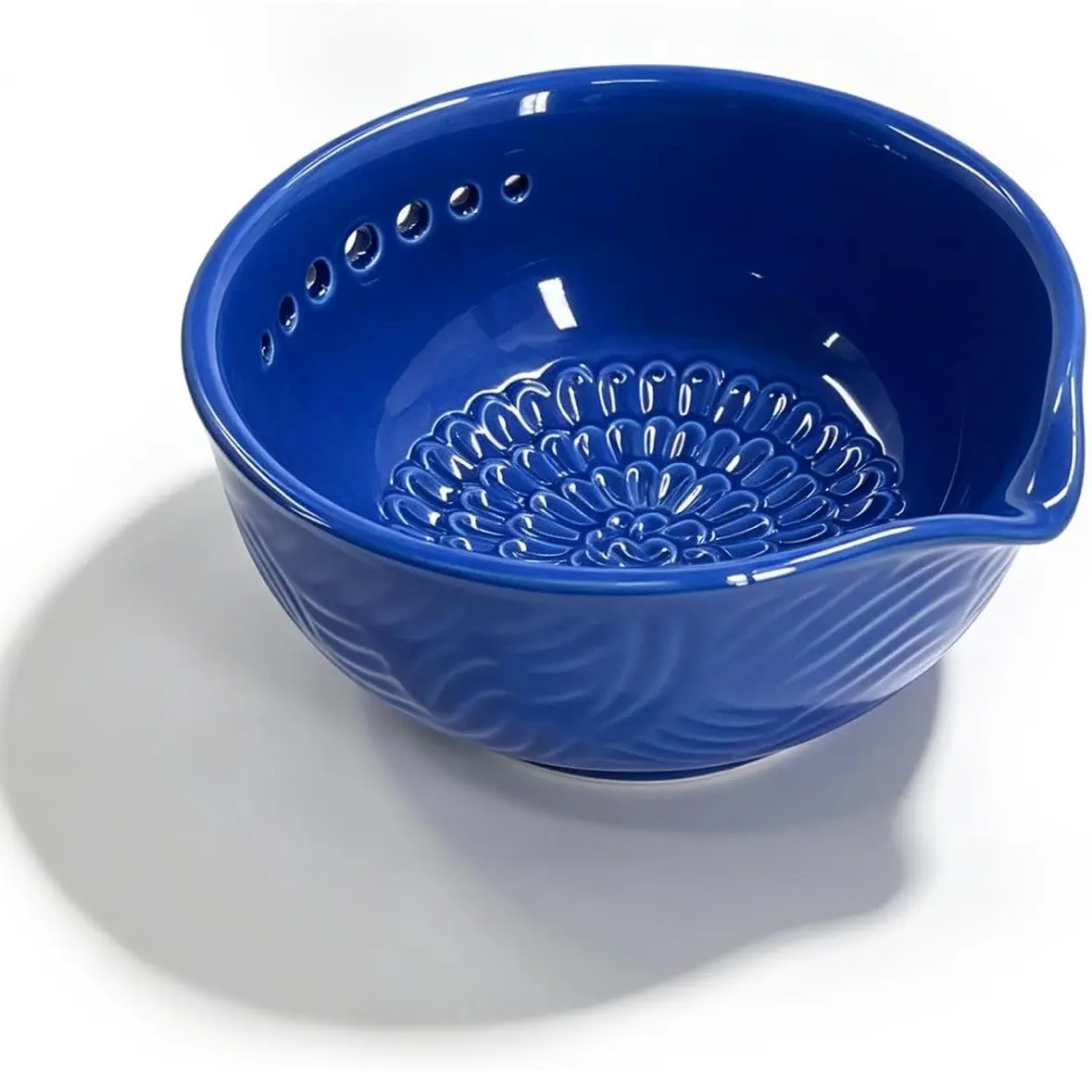 Handmade Garlic Grater Herb Bowl, Two-In-One Ceramic Herb Peeler Bowl with 7 Holes, Multifunctional Herb Peeler for Home Kitchen Prep, Ceramic Bowls