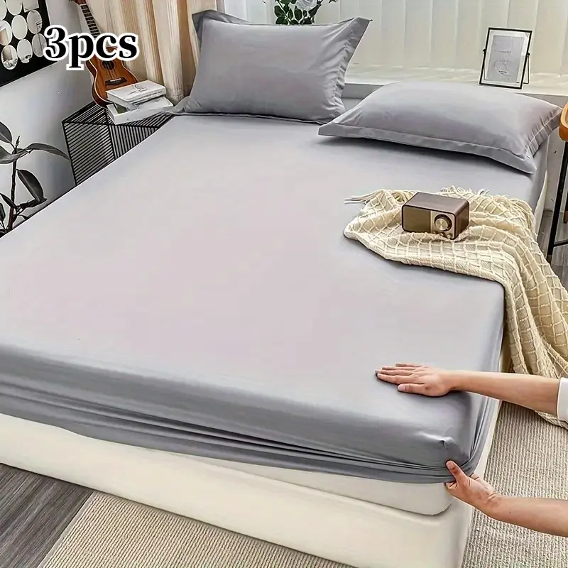 3pcs Solid Color Fitted Bed Sheet (1Fitted Sheet+2 Pillowcases) with Soft And Comfortable Fabric. Multi Color Mattress Protective Cover And Machine Washable Mattress Cover Are Suitable for Bedrooms, Guest Rooms, And Dormitories. Sheet Set