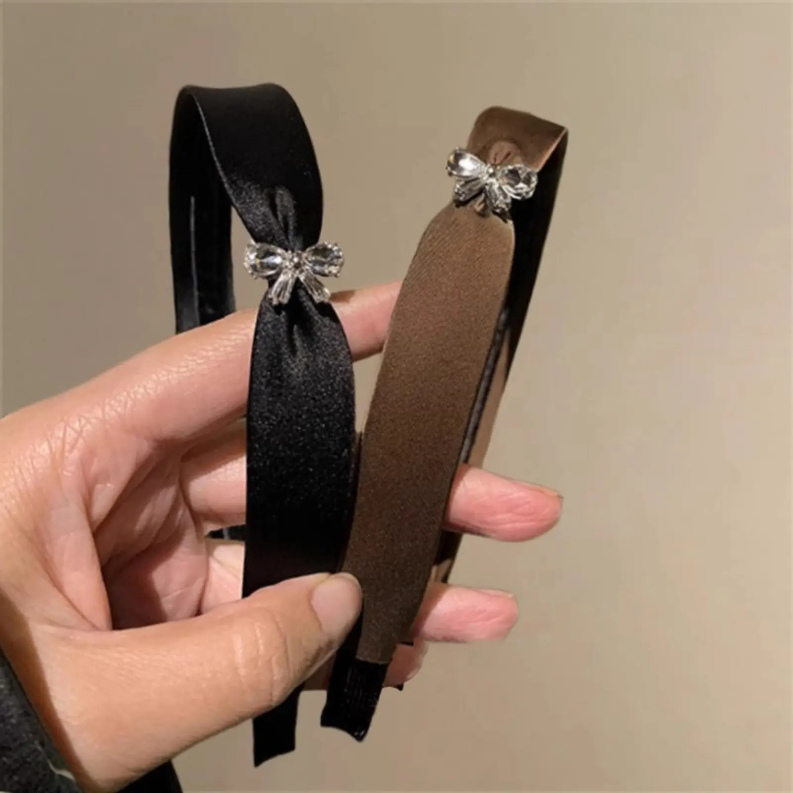 Women Thin Satin Hair Band Universal Minimalist Daily Hair Accessories, Viral Solid Black Mini Crystal Bow Side Decor Headband, Underrated Slim Elegant Non-Slip Cloth Hair Hoop, Smooth Matte Fabric Tiny Zircon Bow Inlaid Narrow Headband, Wrinkle Resistant