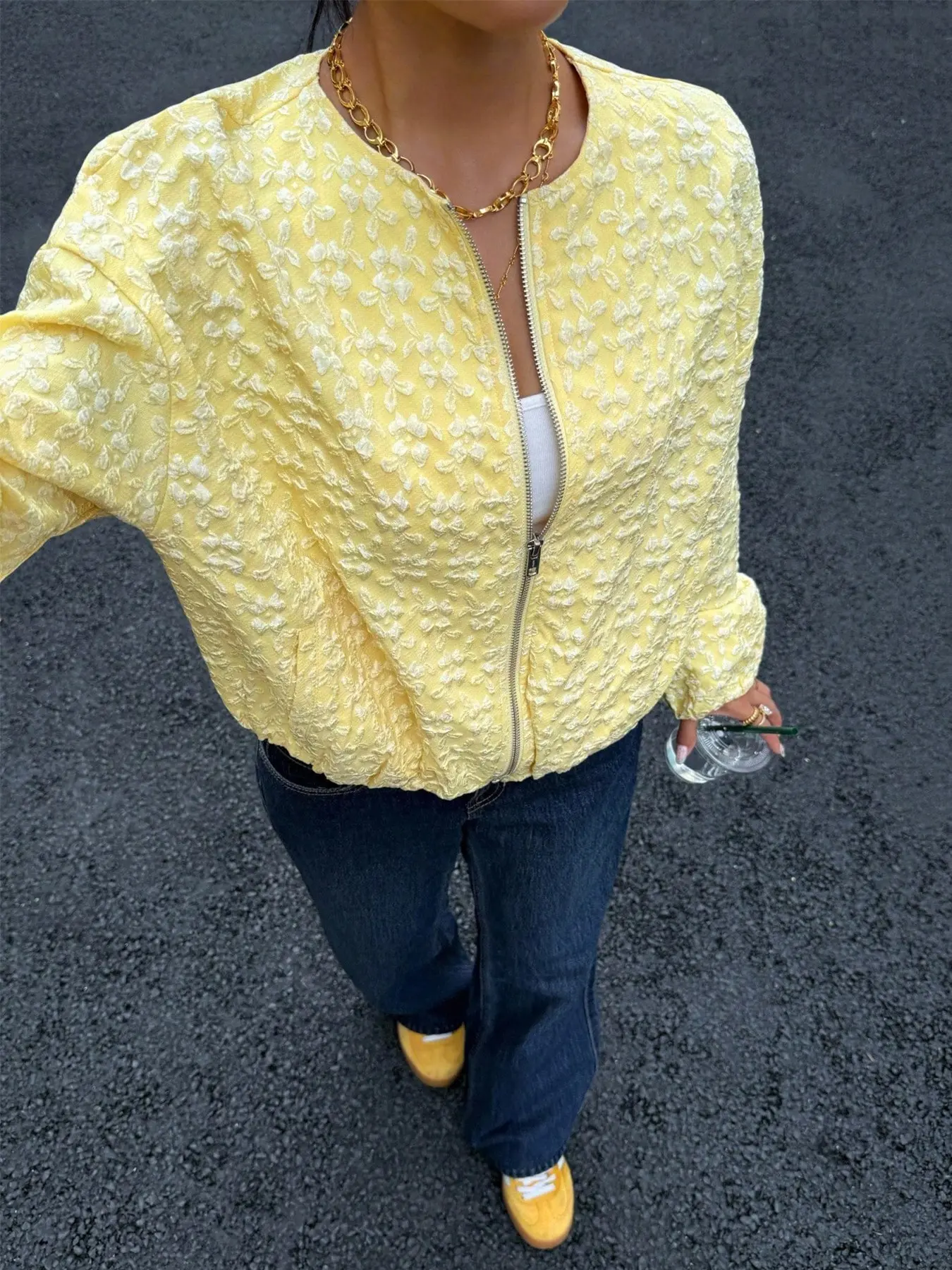 Women's light yellow floral jacquard zip-up cropped jacket｜Puff sleeve casual bomber, versatile for everyday street wear, perfect for spring and autumn fashion #RoundneckJacquardJacket