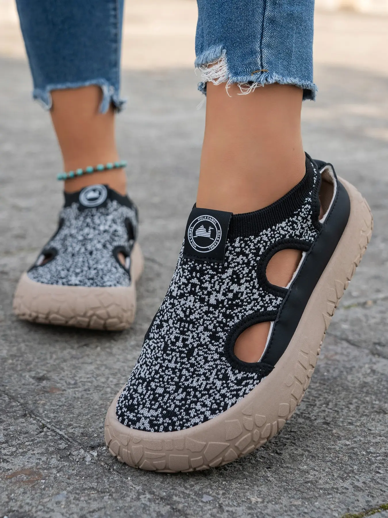 2026 New Gradient Snowflake Flyknit Backless Sandals, Hollow Out Breathable Comfort Shoes, Casual All-Season Ankle Boots, Breathable Slip On