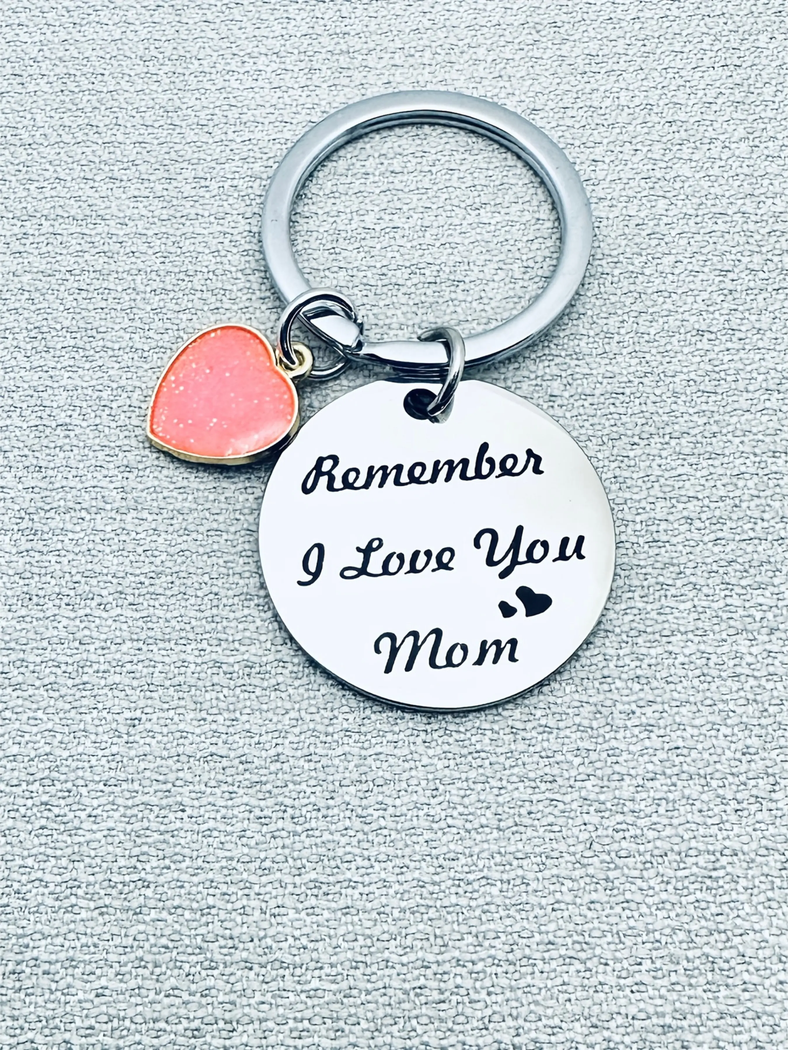 1Pc，Mom's Gift Keychain, Remember I Love You Mom, Birthday Mother's Day Thanksgiving Present, Daughter Son Gifts for Mom, Heartfelt Keepsake