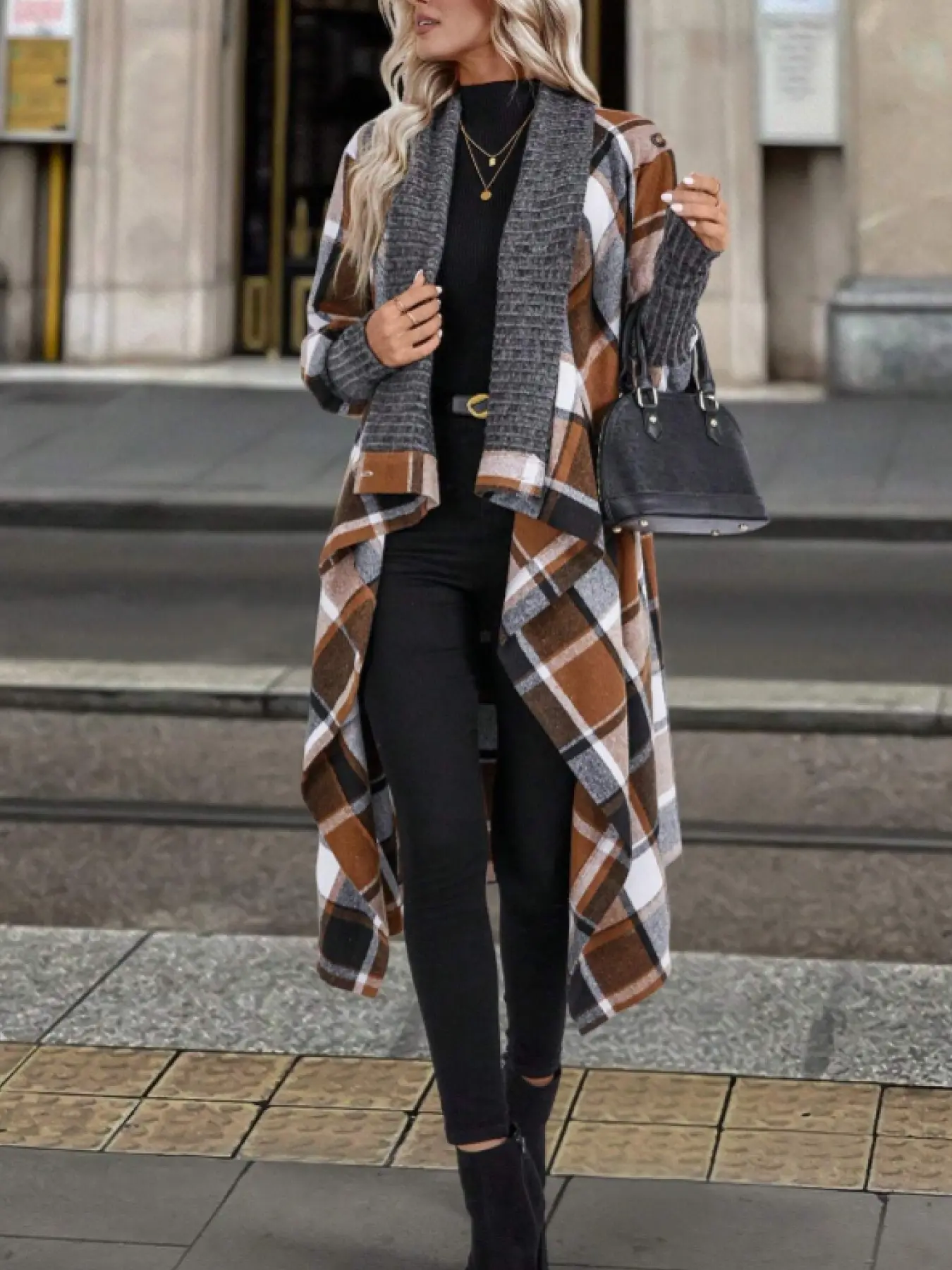 A women's brown and gray plaid stitching long cardigan, retro commuting style irregular hem knitted jacket, suitable for autumn and winter, suitable for daily commuting, shopping, coffee shop visit, etc.