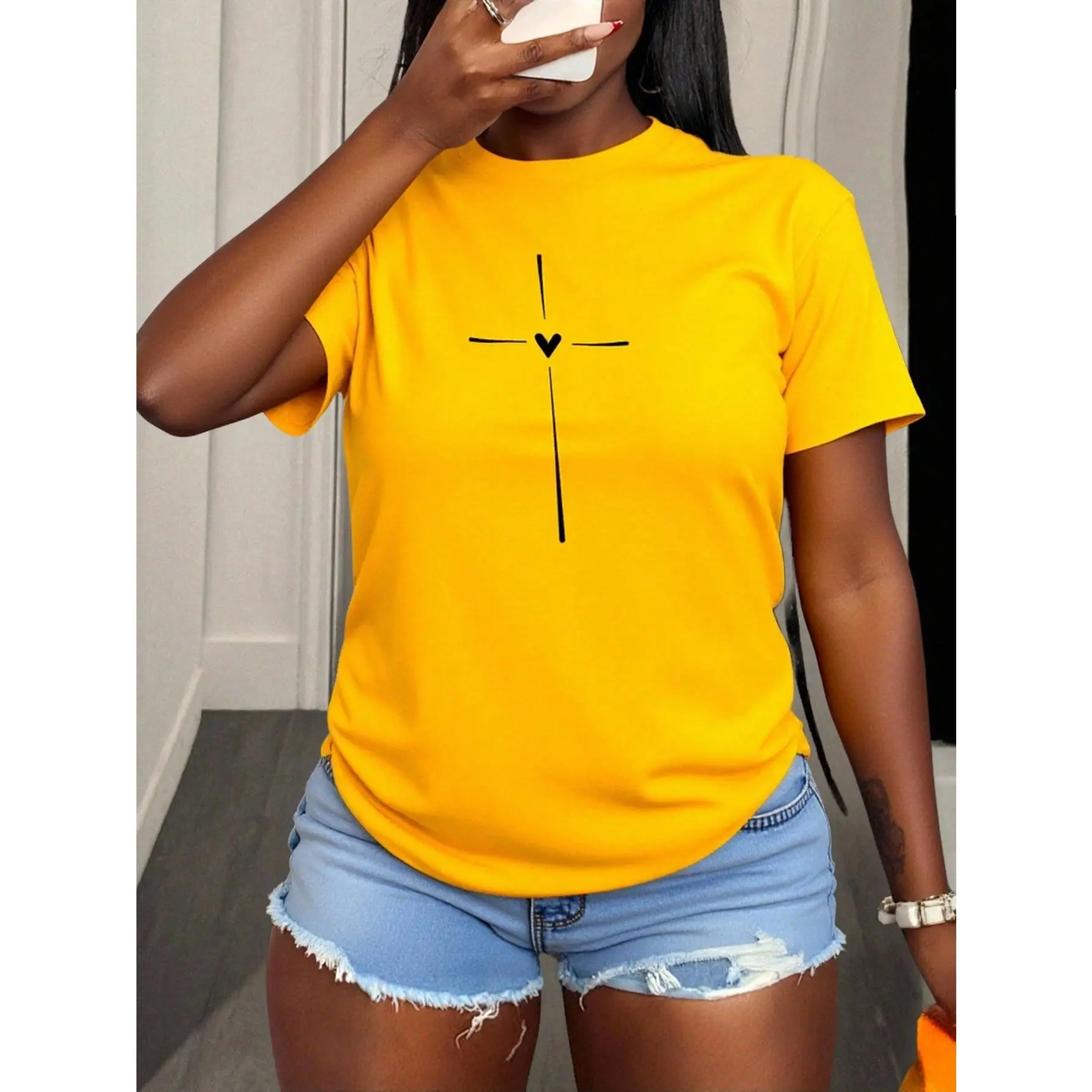 BamGleam Women's Casual Yellow Geometric Knitted Round Neck Shortsleeve Sports Top - Breathable Fabric, Beach-Ready, Regular Fit, Tshirt