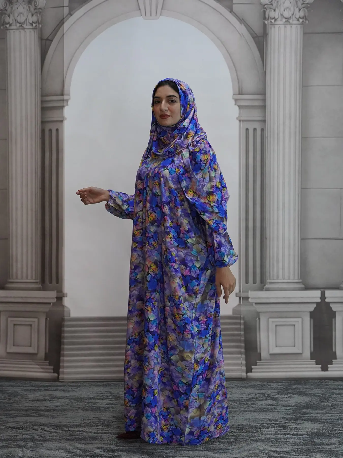 Middle Eastern Women's Scarf-Style Prayer Robe, Long Loose Comfortable Printed Dress, Elegant Floral Trim Design, Perfect for Daily Wear, Modest Muslim Clothing