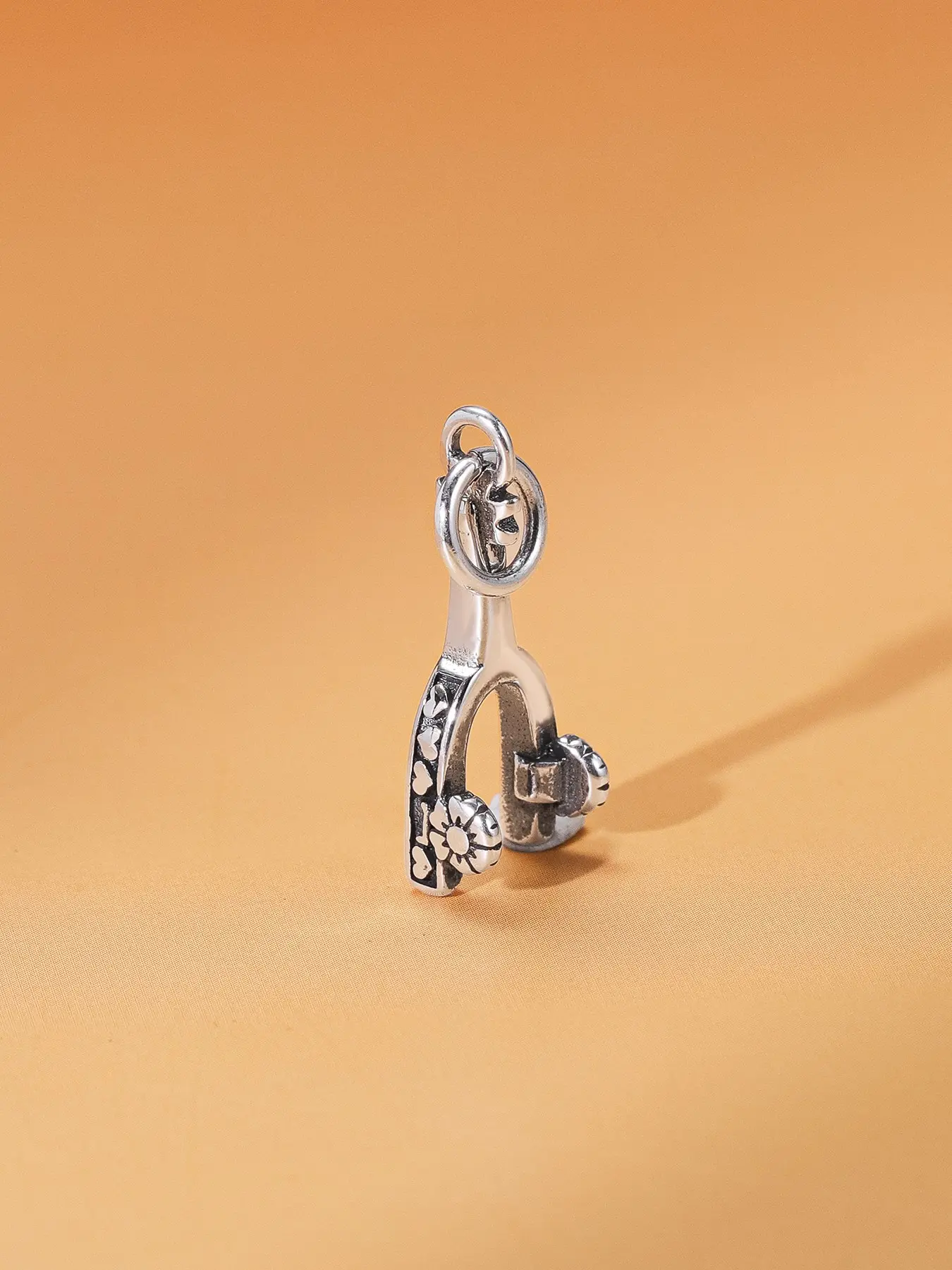 James Avery Charm S925 Sterling Silver Western Spur Dangle Charm, Pendant for Bracelet Necklace, DIY Jewelry Making Accessories, All Seasons Wear