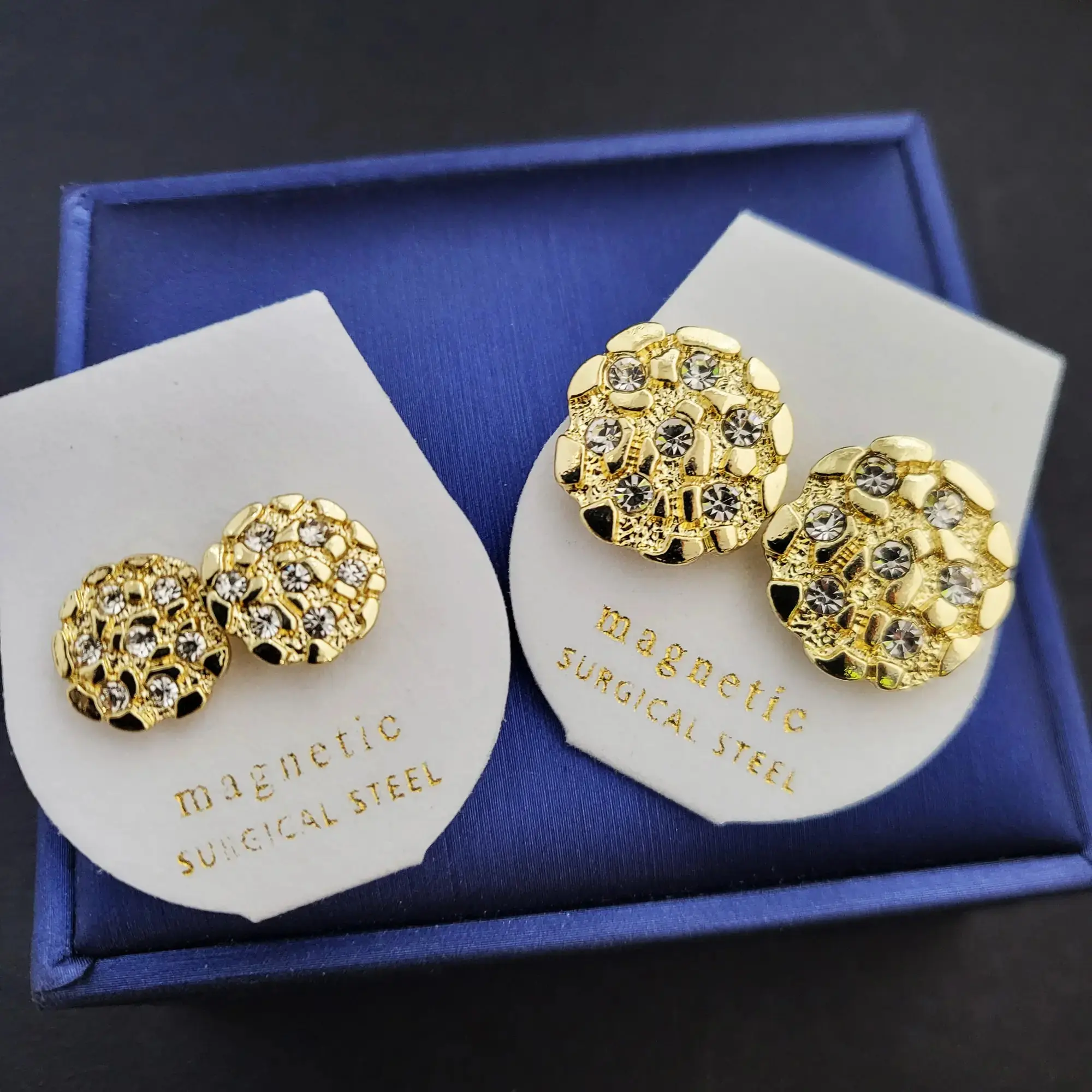Iced Gold-Plated Cubic Zirconia Nugget Earrings - Unisex Hip Hop Magnetic Gold Statement Earrings for Men, Versatile Artificial Gemstone Jewelry, Versatile Earrings