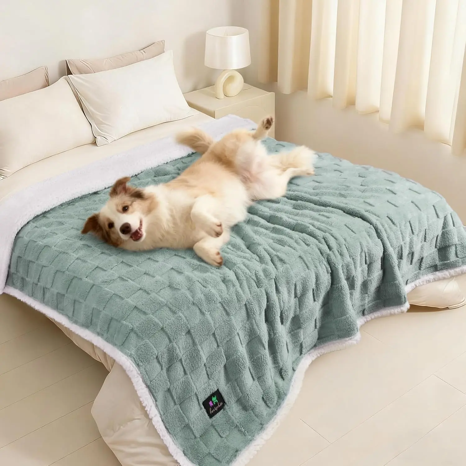 Luciphia Waterproof Polyester Dog Blanket - Reversible Fleece & Sherpa, Modern Extra Large (85"x57") Couch Cover, Soft Plush, Washable Pet Furniture Protection for Dogs, Puppies & Cats