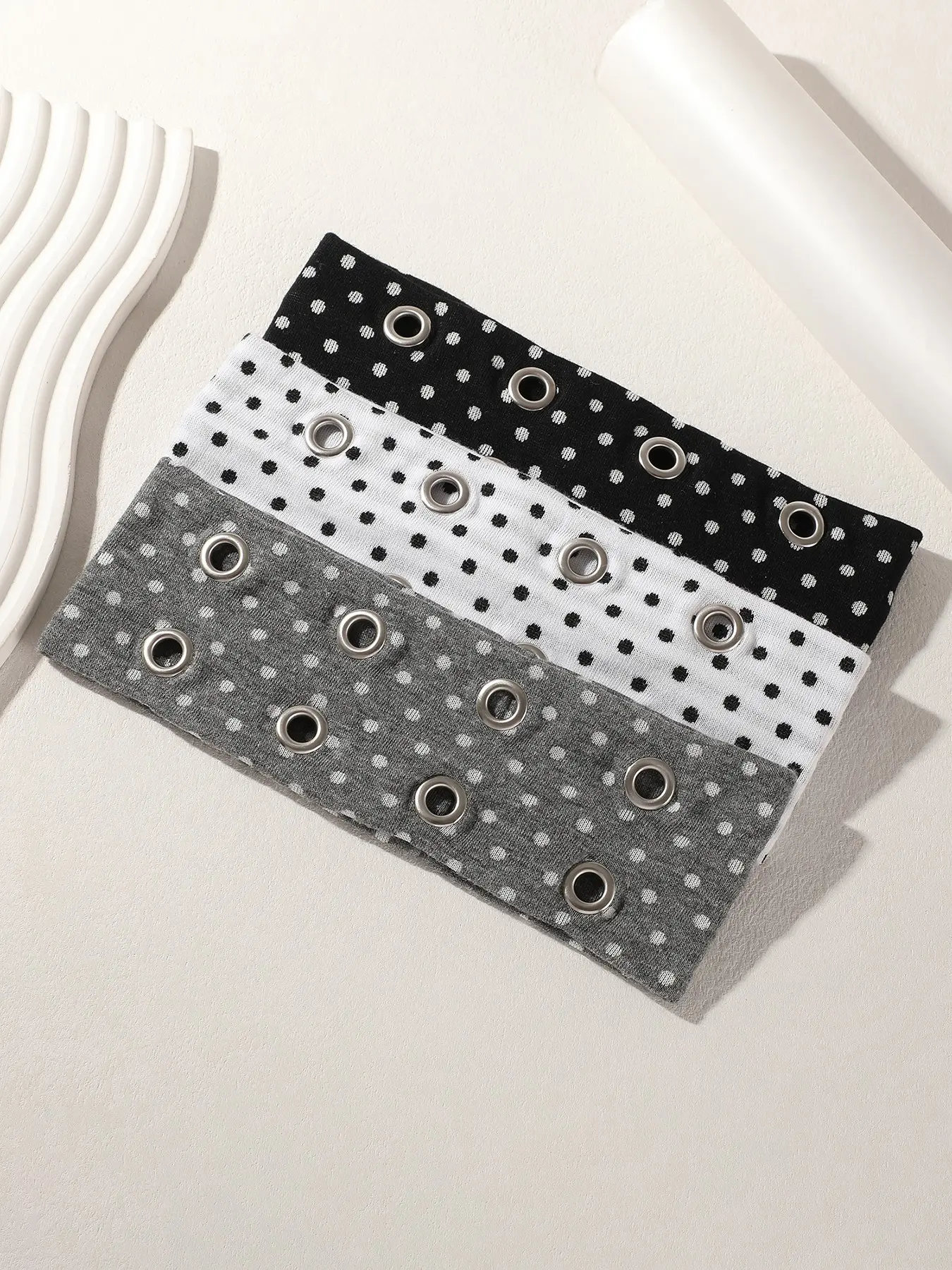 3pcs Y2K Polka Dot Metal Eyelet Hairbands for Women, Sweet Cool Personality Face Washing Sports Fitness Hair Tie