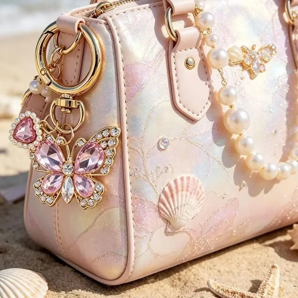 Rhinestone Butterfly Keychain with Durable Clip, Trendy Unisex Design with a Crystal Heart Shape & Glitter Studs for Daily Wear, Shiny Glam, Mini Bag Keychain Charms & Twillies, Portable Keychain Charms & Twillies