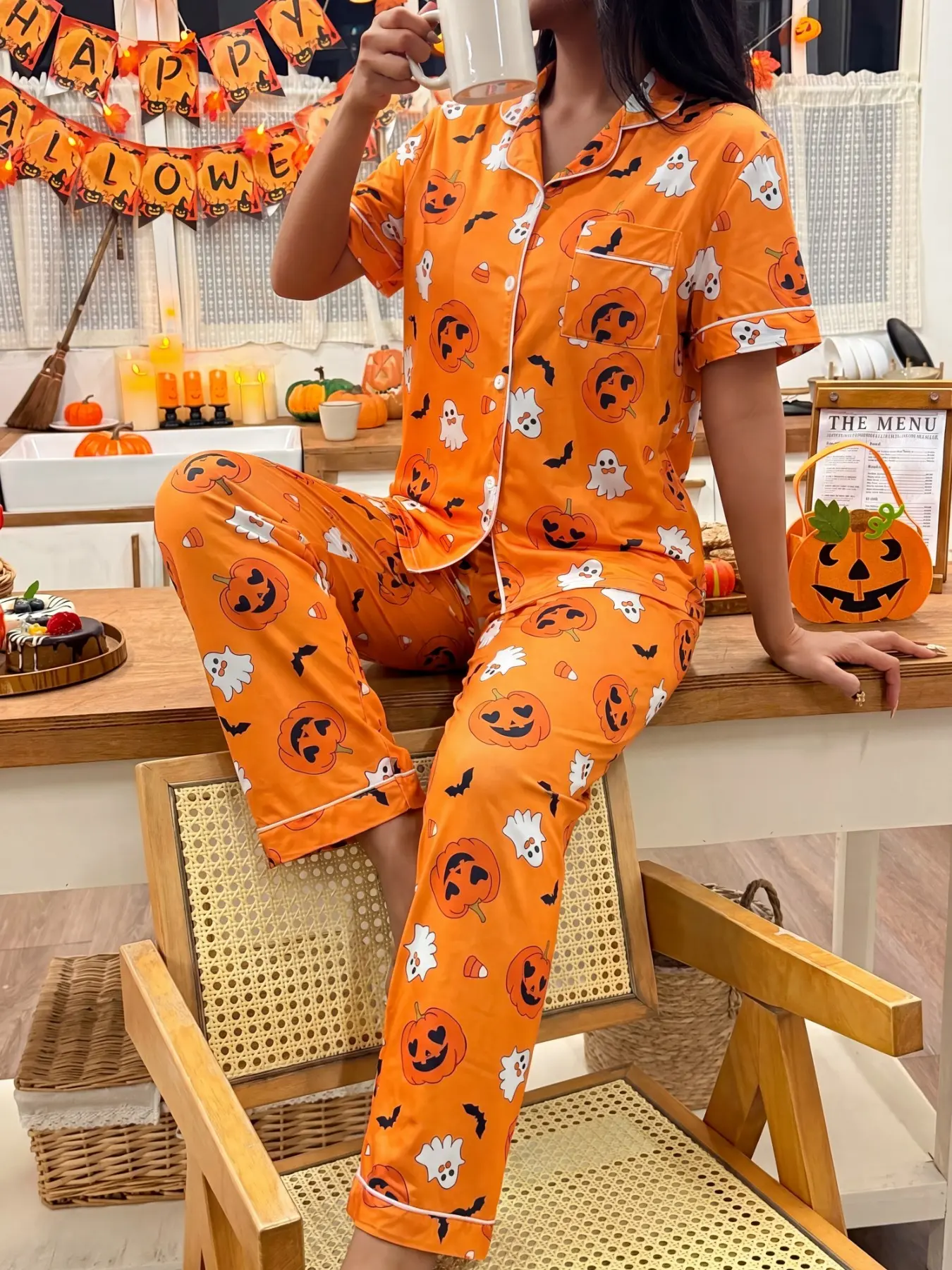 Halloween Pumpkin Party Sleepwear Set, Women's Printed Pajama Two-Piece, Slim, Smooth Skin, Casual Home Wear, Festive Atmosphere