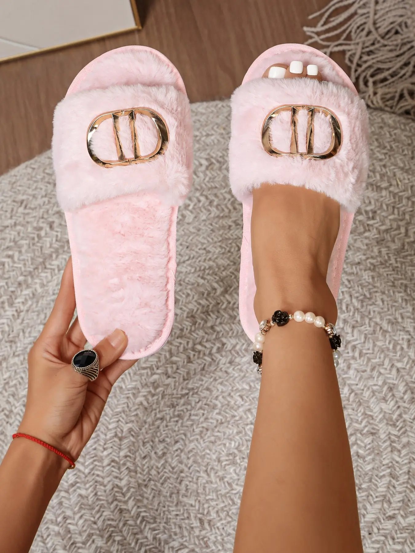 Women's Plush Slippers with Metal Buckle, Open-Toe Cozy Indoor Shoes, Soft Warm Home Footwear for Autumn Winter Season