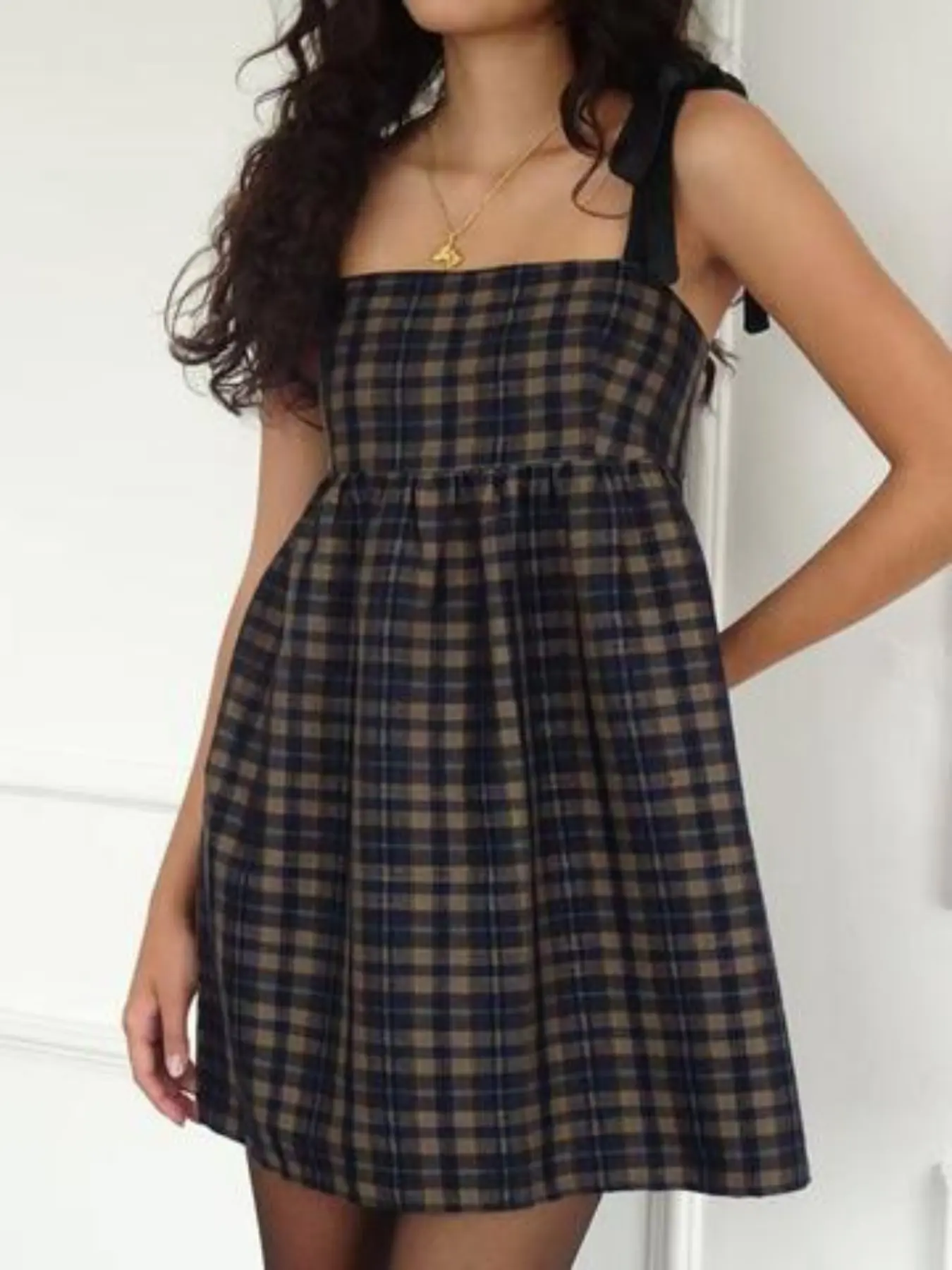 Vintage Checkered Adjustable Strap Sleeveless Dress, Butterfly Knot Shoulder Straps, Loose Fit Belly Concealment, Casual Boho Style Long Dress for All Seasons, Casual Dresses