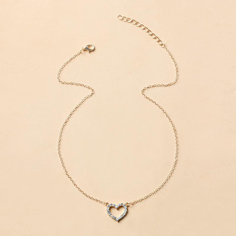 Heart Alloy Necklace – Versatile Rhinestone Clavicle Chain, Water Wave Design, Elegant Necklace for Women Heart Alloy Necklace – Versatile Rhinestone Clavicle Chain, Water Wave Design, Elegant Necklace for Women