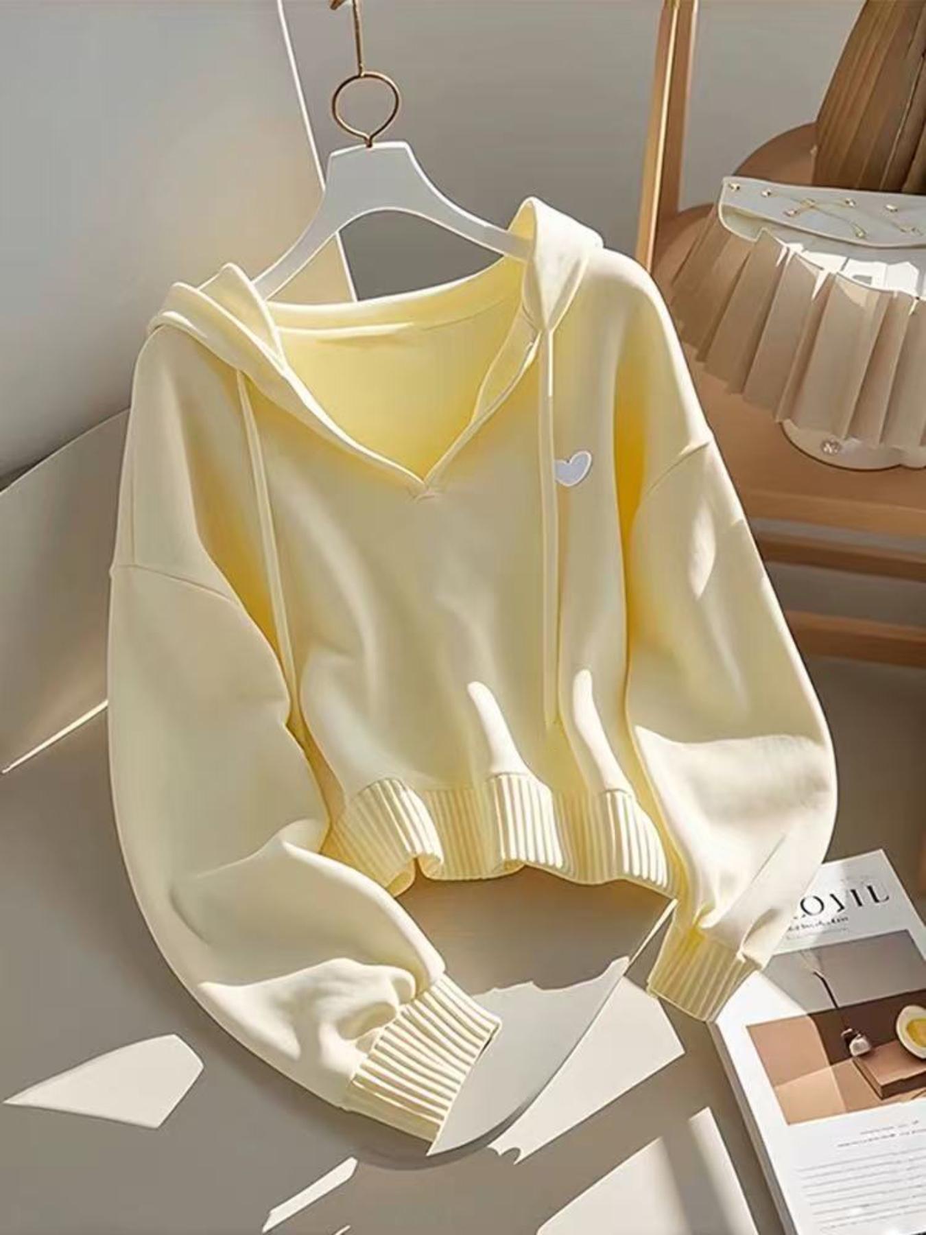 Women's Casual Knit Pullover Sweater, V Neck Hooded Sweatshirt, Loose Fit, Heart Embroidery, Fall & Winter Fashion, Knitted Pullover