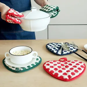 Premium Heart Shaped Oven Mitts & Heat Resistant Coaster Set, double thick cotton layered build for excellent scald-proof protection.High temp resistant for baking, cooking & microwave use, flexible comfy grip, multipurpose kitchen essential for daily