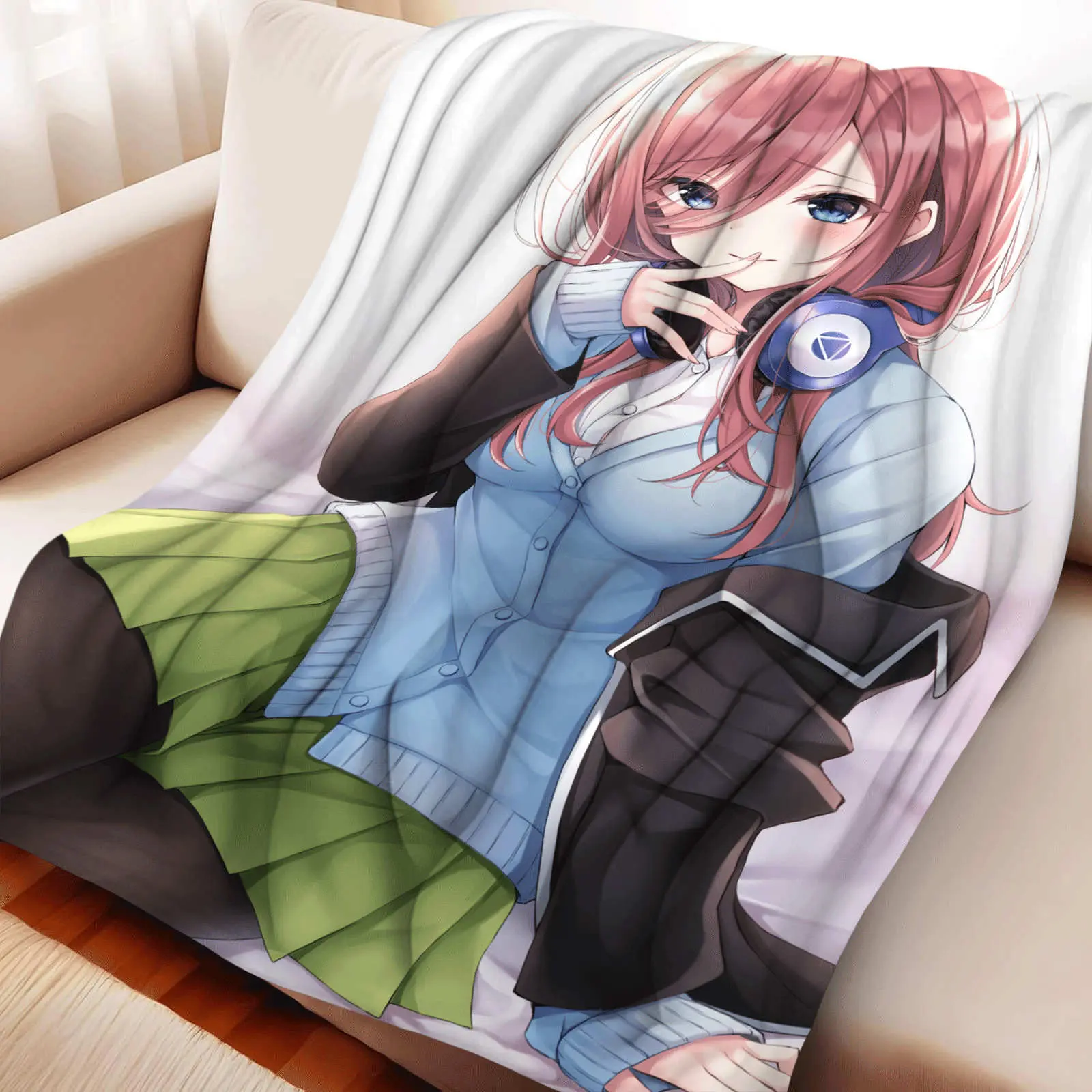 The Quintessential Quintuplets Nakano Miku Flannel Blanket – Soft Anime Throw for Bed, Sofa, and Cozy Home Relaxation