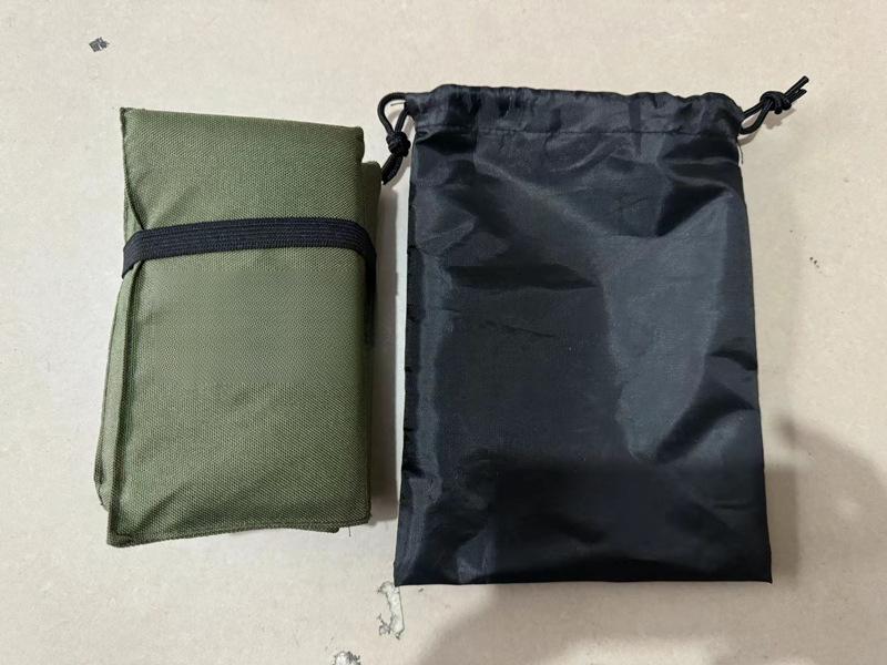 Portable Waterproof Picnic Mat Moisture-proof Mat Camping Ground Mat Thickened Outdoor Beach Travel Foldable Small Seat Cushion