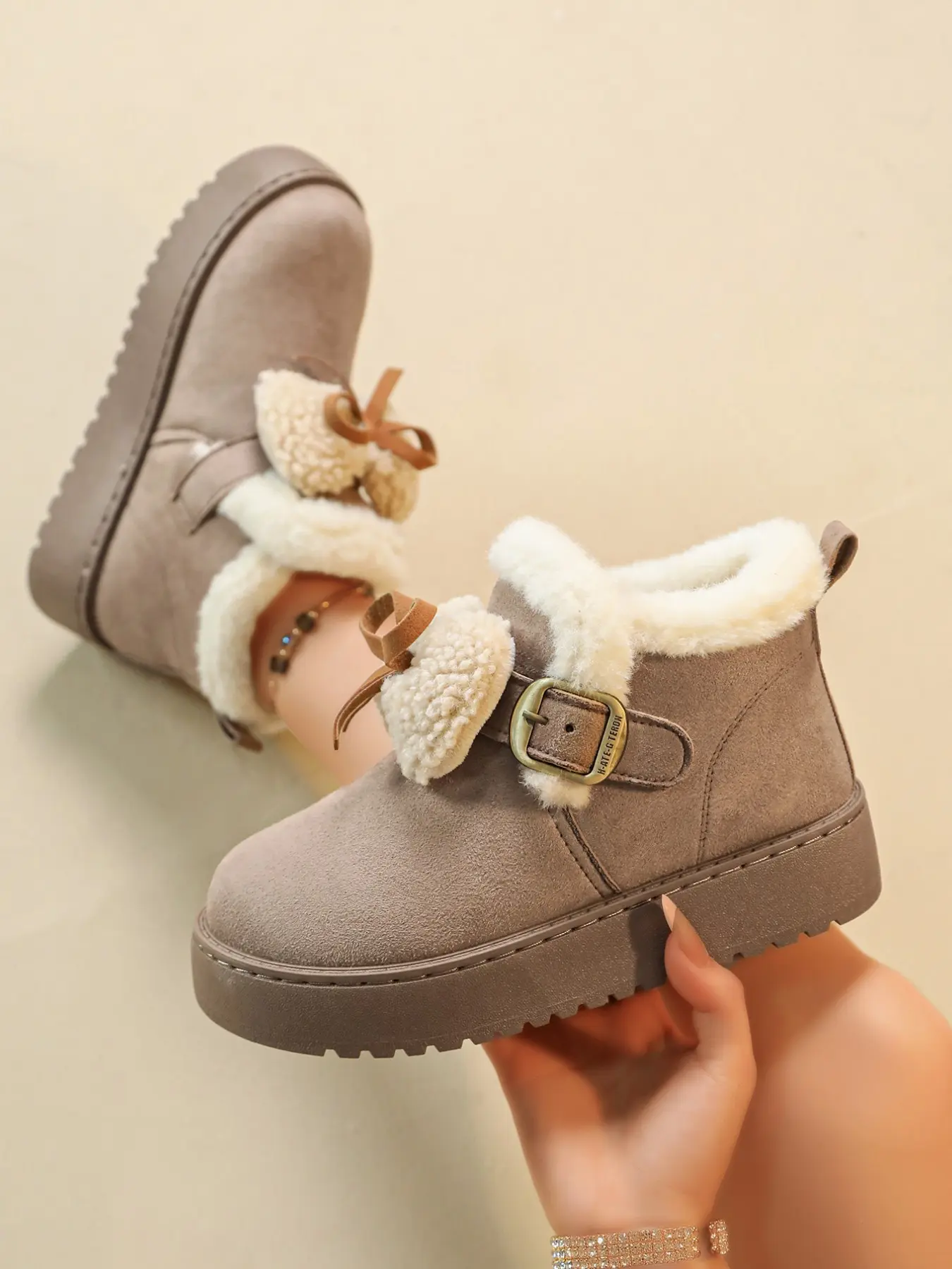New Women's Fashion Comfortable Sweet Style Fuzzy Bow Snow Boots, Retro Metal Buckle Lamb Fur Trim Thick Sole Short Cuff Cotton Boots