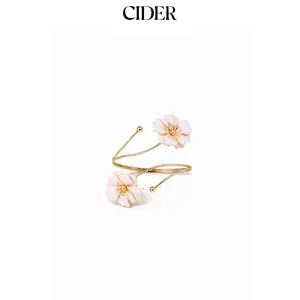 Cider FLOWER ARM CUFF Cider FLOWER ARM CUFF