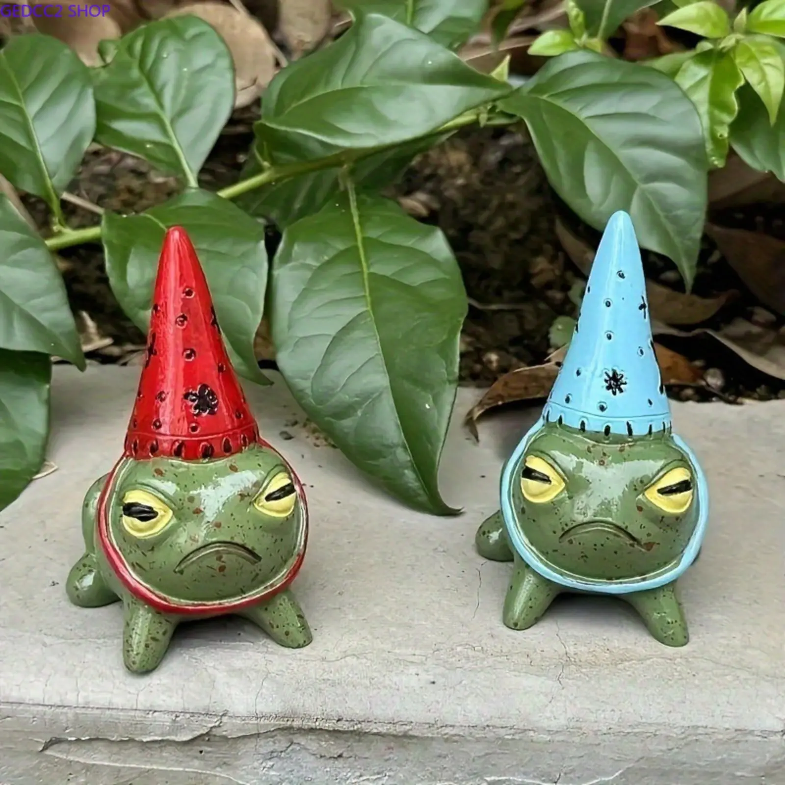 Cute Frog-Shape Resin Figurine - Decorative Resin Sculptures with Party Hat, Outdoor Garden Decor Statue, Home Decor Gift for Animal Lovers