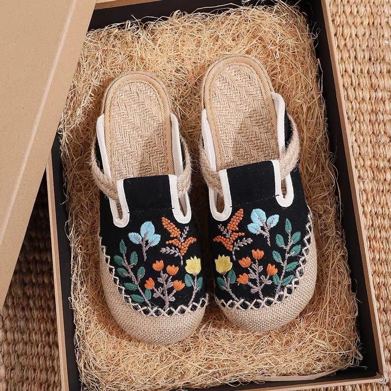 Embroidered Shoes, Mules, Slip-on Loafers, Round-toe Closed-front Half-slippers, Vintage Embroidered Cloth Shoes, Chinese-style Slippers, Women Shoes