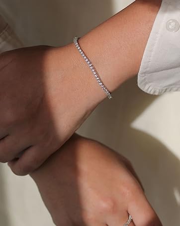 Dearmay initial Letter necklace For Women, Dainty Gold Letter Necklace Tiny A-Z Pendant Choker Necklace Trendy Cute Personalized MonogramName Necklace Gold Jewelry Necklace for Teen Girls&Mother Gift Valentine's Day Gift