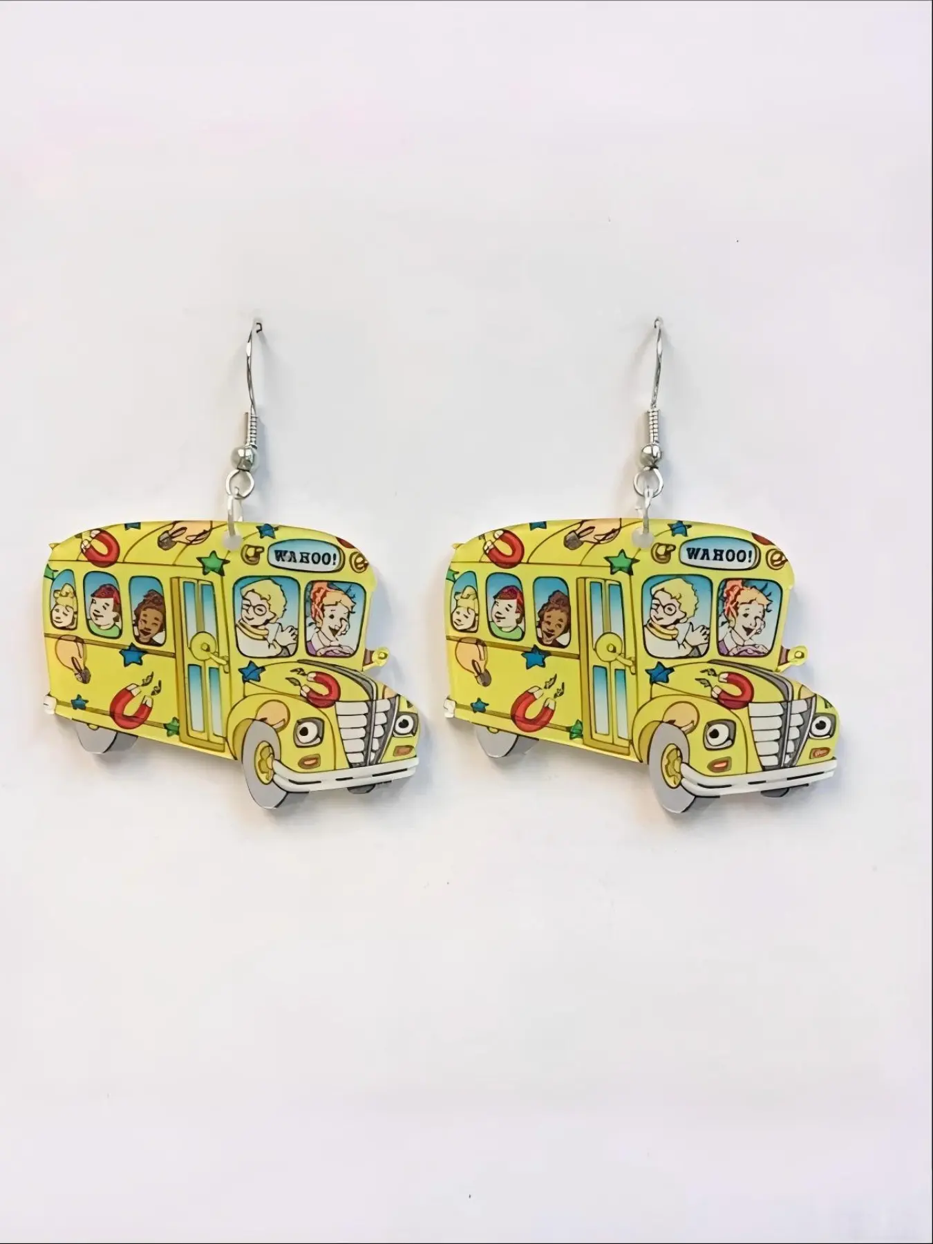 1 Pair Cute Creative Unique Funny School Bus & Opossum Acrylic Earrings, Casual Daily & Festival Wear, 2D Commuter Casual Trendy Jewelry for Women