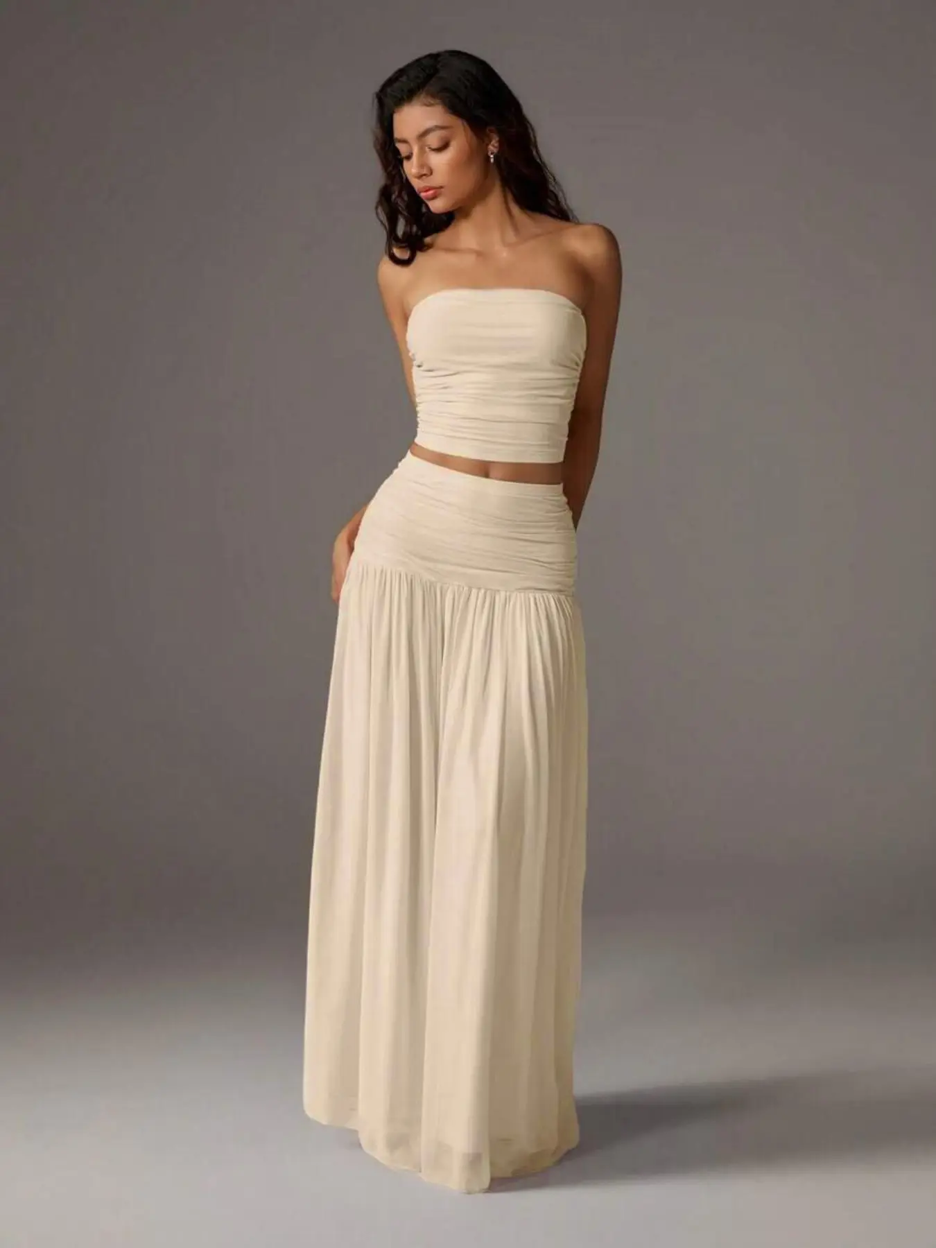 Women's Solid Color Matching Two-Piece Set, Tube Top and Long Skirt, Elegant Slim-Fit, Plain Surface, Lightweight Material, Clothes