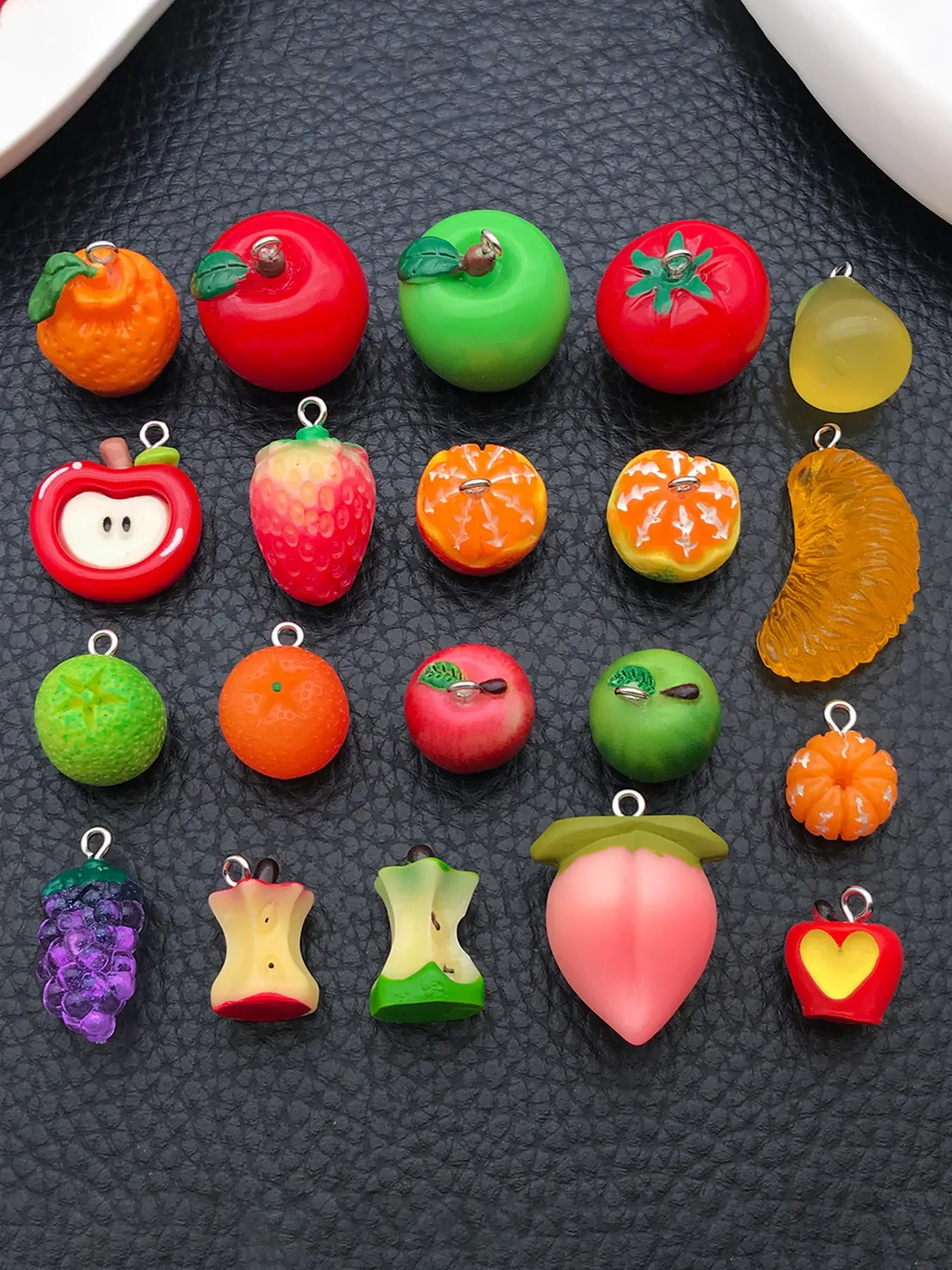 20pcs Resin 3D Fruit Strawberry Apple Charm DIY Assorted Pendant Charms for Bracelet Necklace Earrings Jewelry Making Decorative Charm