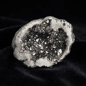 Electroplated Silver Moroccan Geode Carving Decor, Home Decoration, Office Bedroom Desk Crystal Carvings, Feng Shui Statue, Positive Energy Gift