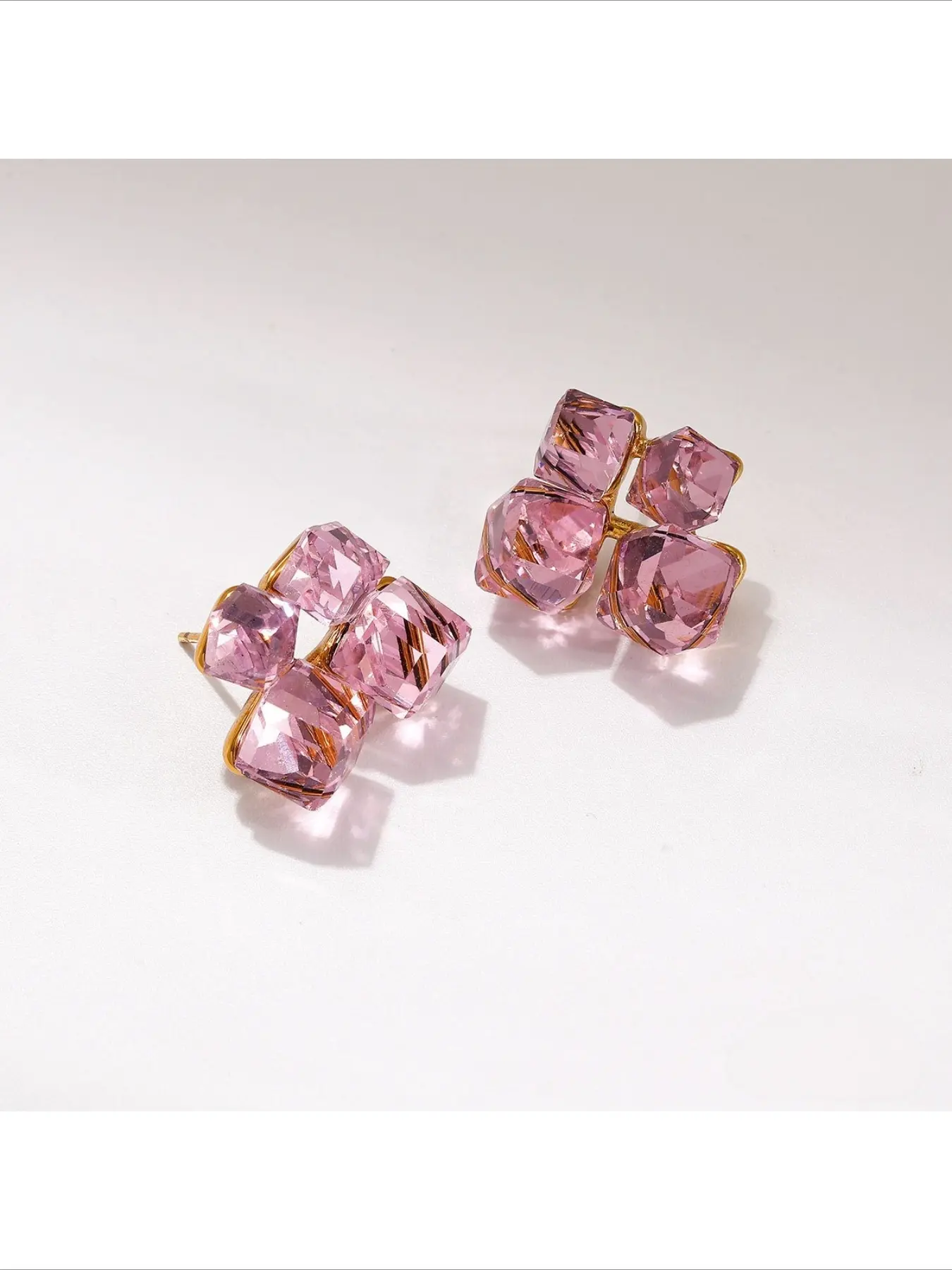 Hot Selling Diamond Stud Earrings Fashion Commute Light Luxury High End Sense Temperament Versatile Accessories