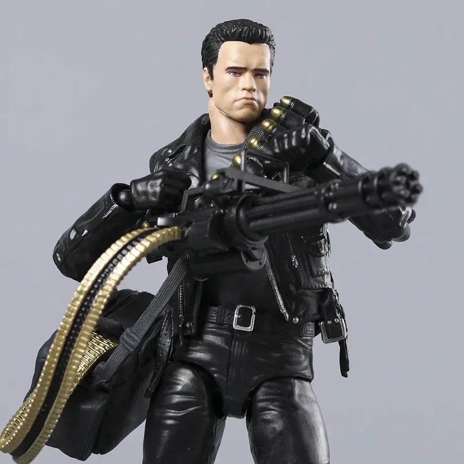 MAFEX No.199 Terminator 2: Judgement Day T-800 (T2 Ver.) Action Figure Figurine Collection PVC Model Toy
