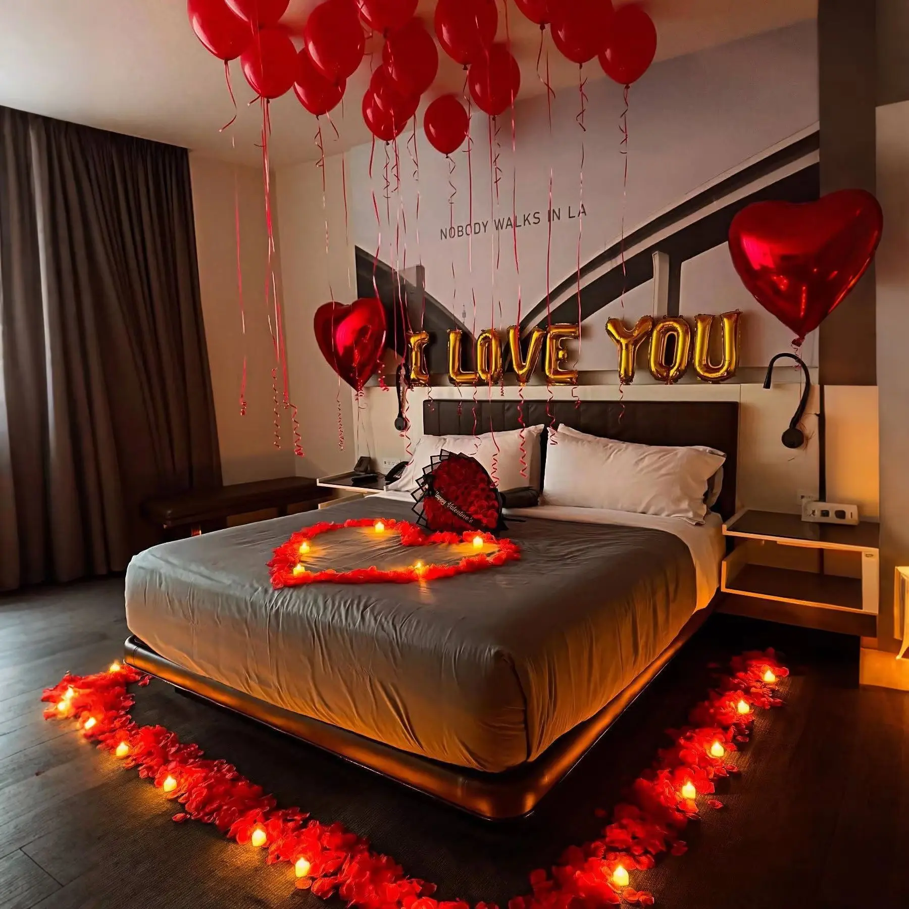I Love You Balloon Set, 32 Inch Heart Shaped Balloons with Rose Petals, Proposal Birthday Decoration, Party Balloons Decorations