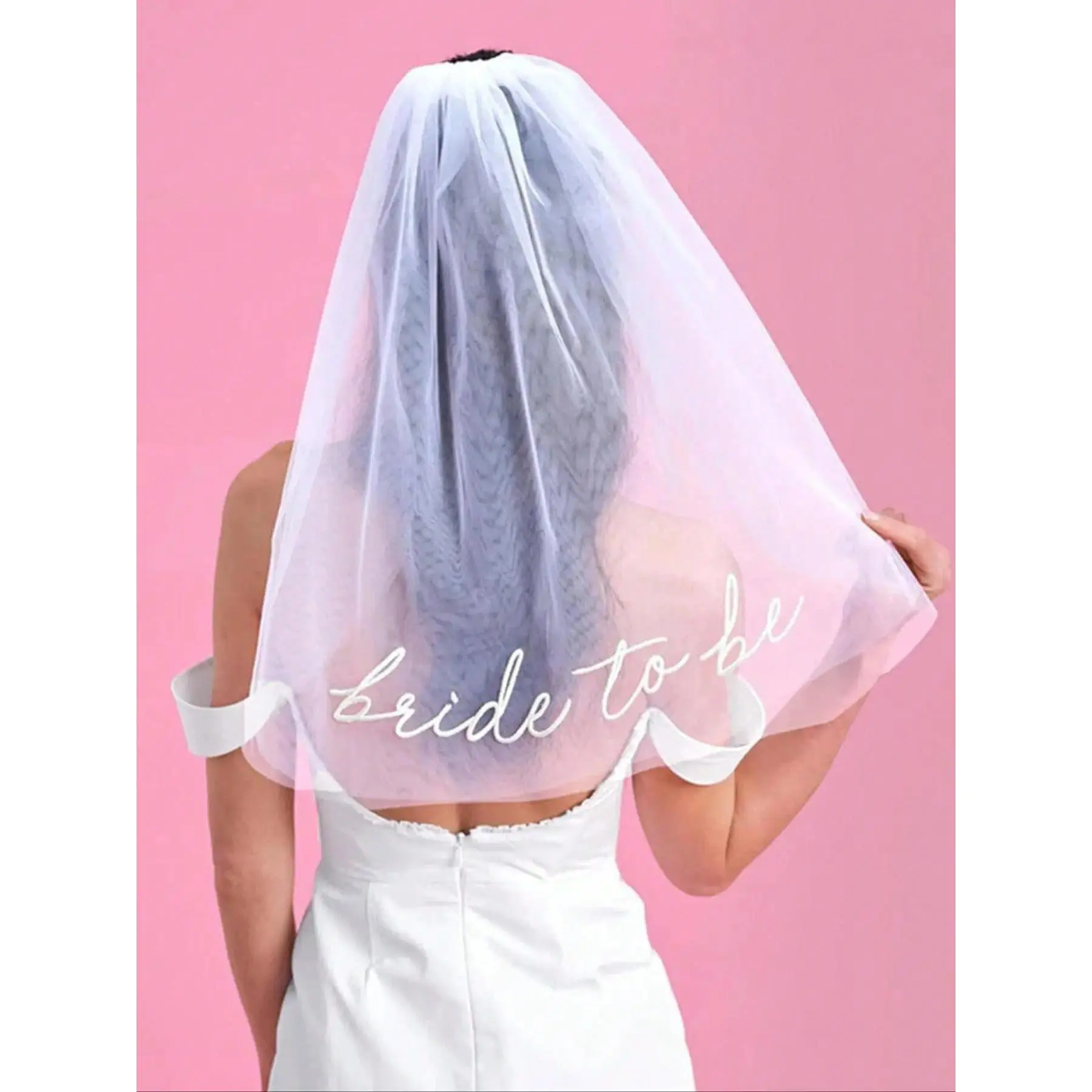 Elegant Bridal Headband Comb with Veil, Bridal Look, Perfect for Weddings, Bridesmaids, Bachelorette Parties, Bridal Party, Special Events, Wedding Veils, Unique Wedding Accessories, All Seasons, Western Wedding Veil, Fascinator Veil
