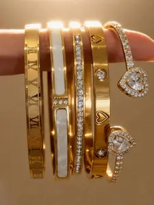 5-piece 18K gold-plated stackable bracelet set, featuring Roman numerals, shells, artificial zirconia, and heart designs; hypoallergenic stainless steel jewelry designed for women, Stacking bangle bracelet