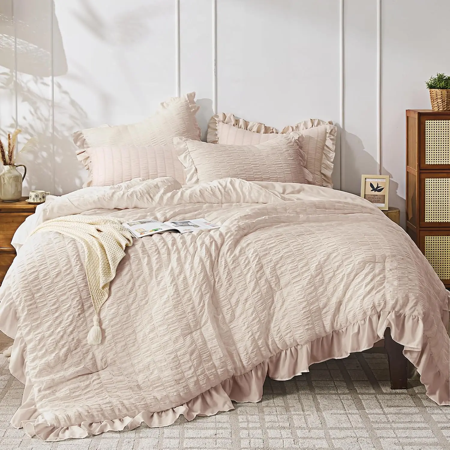 Beige Comforter Full Size, 3 Pieces Seersucker Lightweight Full Size Bedding, All Season Microfiber Bedding Comforter Set with 1 Ruffle Comforter and 2 Ruffle Pillowshams