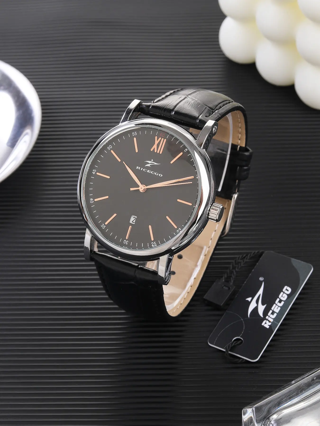 Luxury Men's Watch, Simple Dial Calendar Function, Premium Leather Strap, Quartz Movement, Casual Business Watch, Gift for Family and Friends